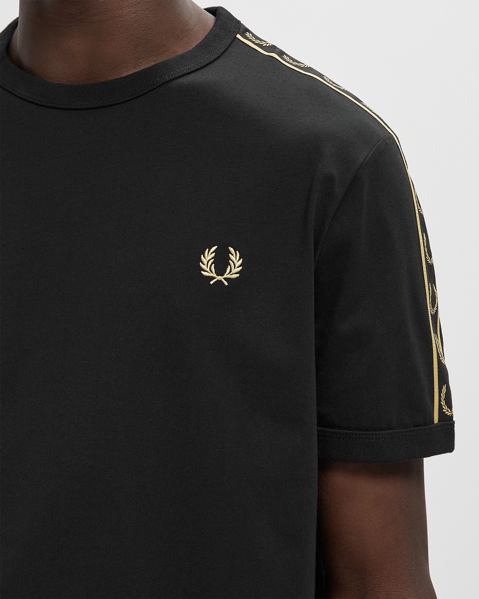 CONTRAST TAPE RINGER T-SHIRT