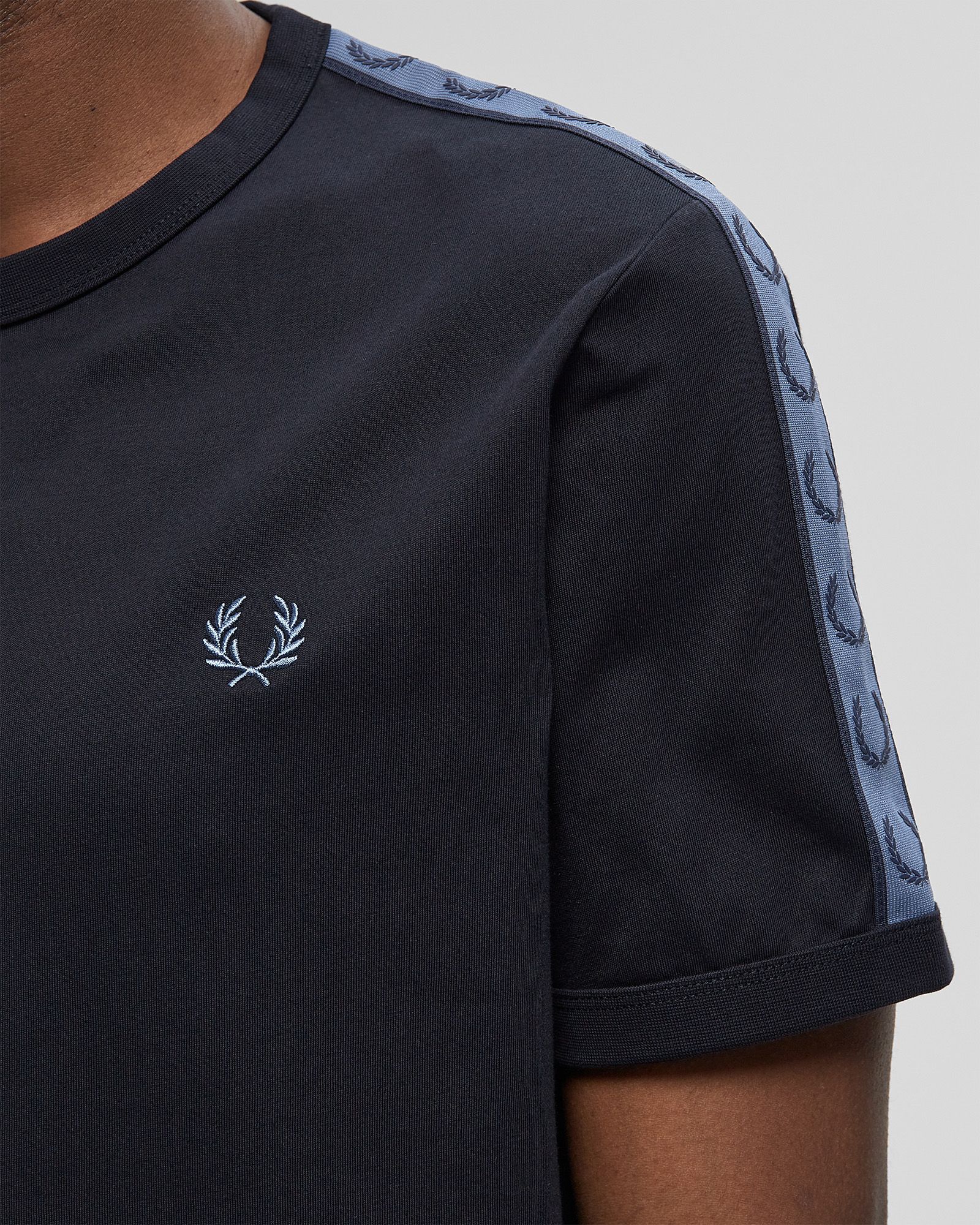 CONTRAST TAPE RINGER T-SHIRT