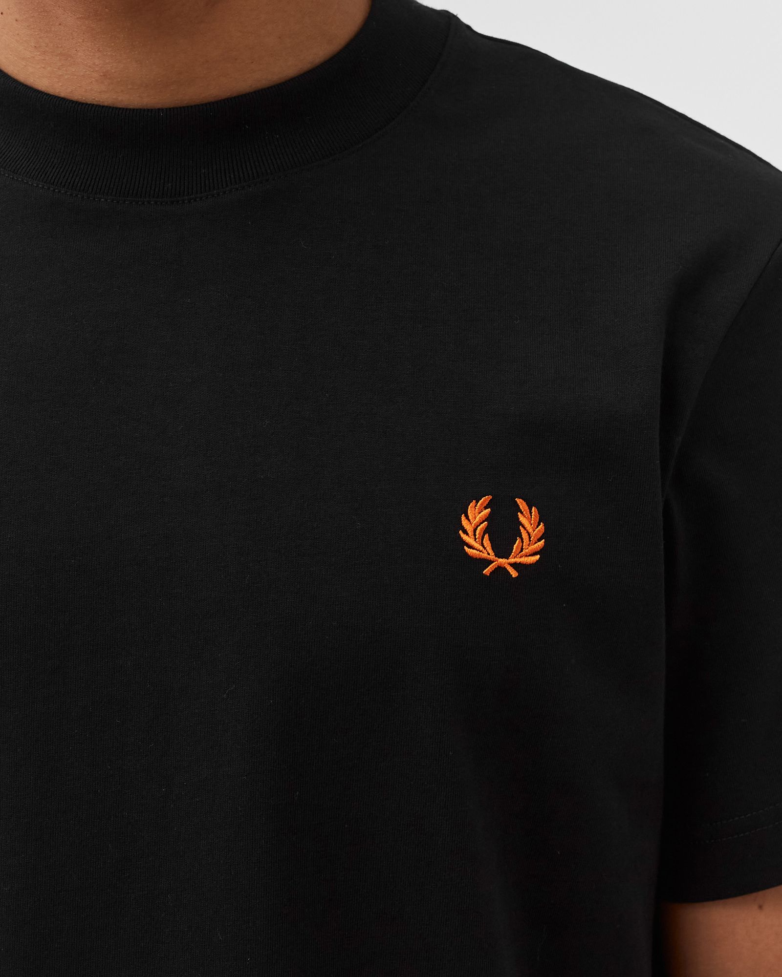 ABSTRACT RAVE PRINT TEE