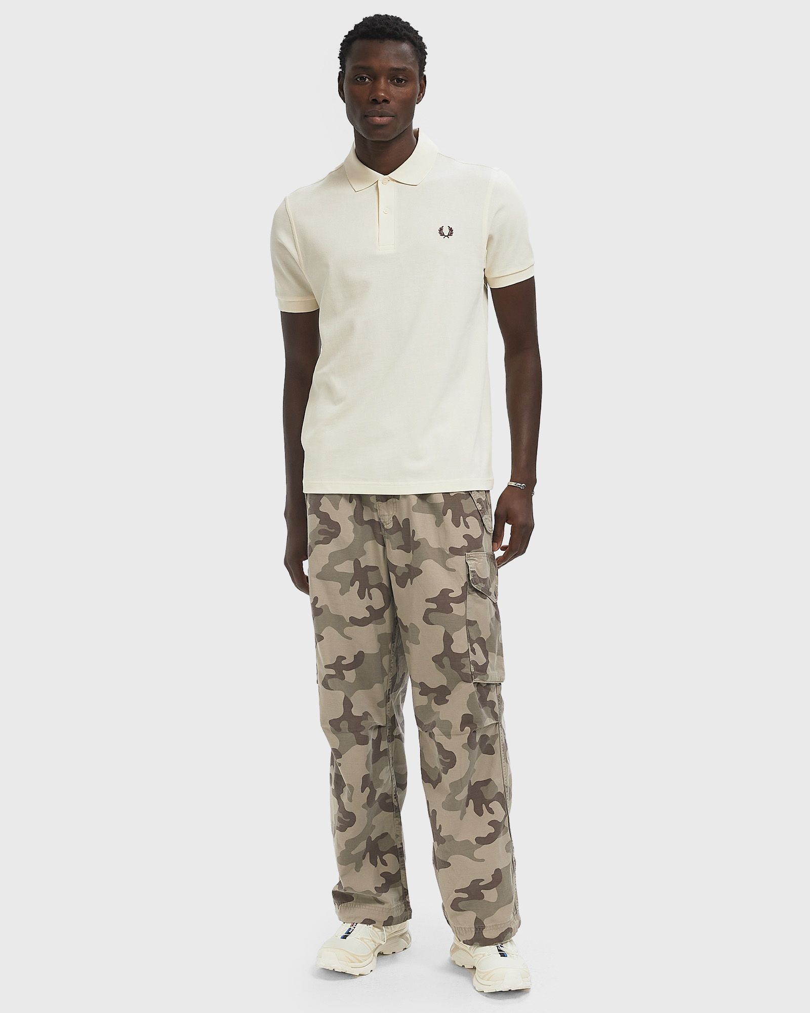 PLAIN FRED PERRY SHIRT