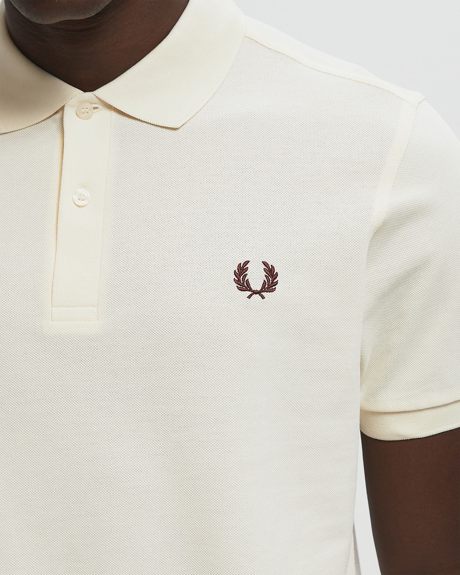 PLAIN FRED PERRY SHIRT