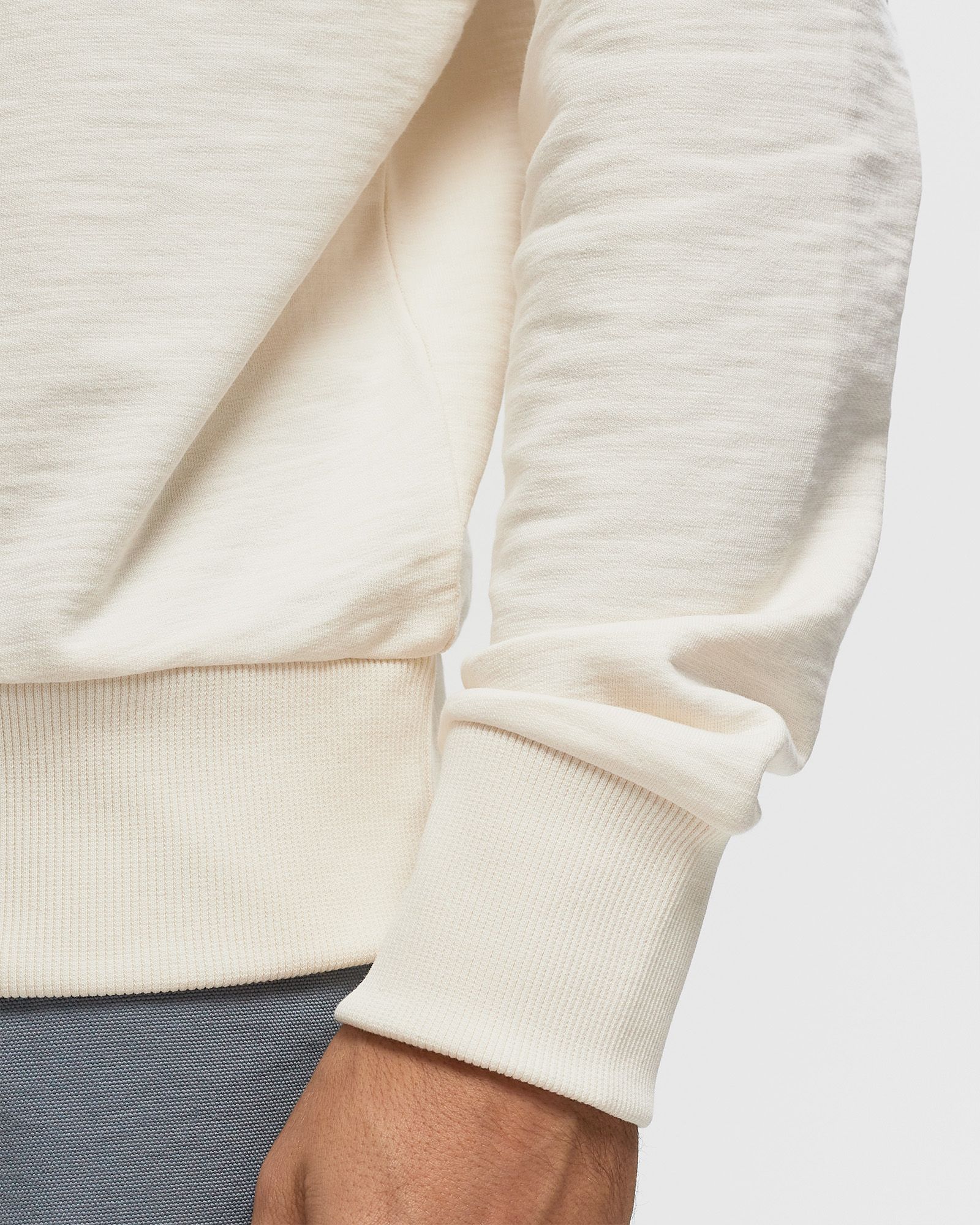 ZIP NECK COLLAR SWEATSHIRT