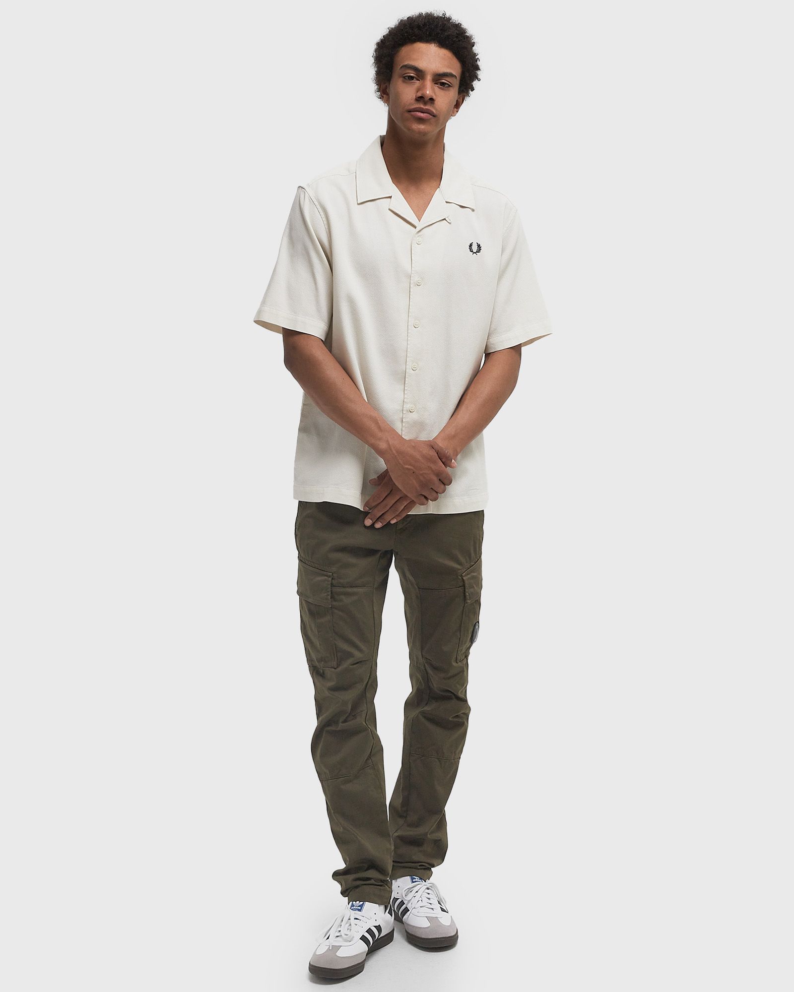 PIQUE TEXTURE REVERE COLLAR SH