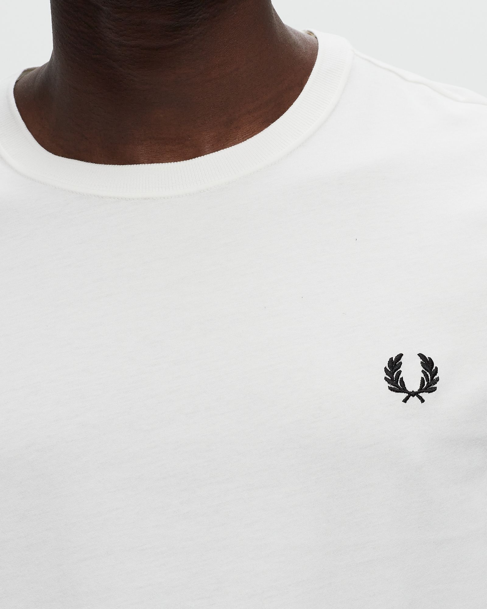 LONG SLEEVE CREW NECK T-SHIRT