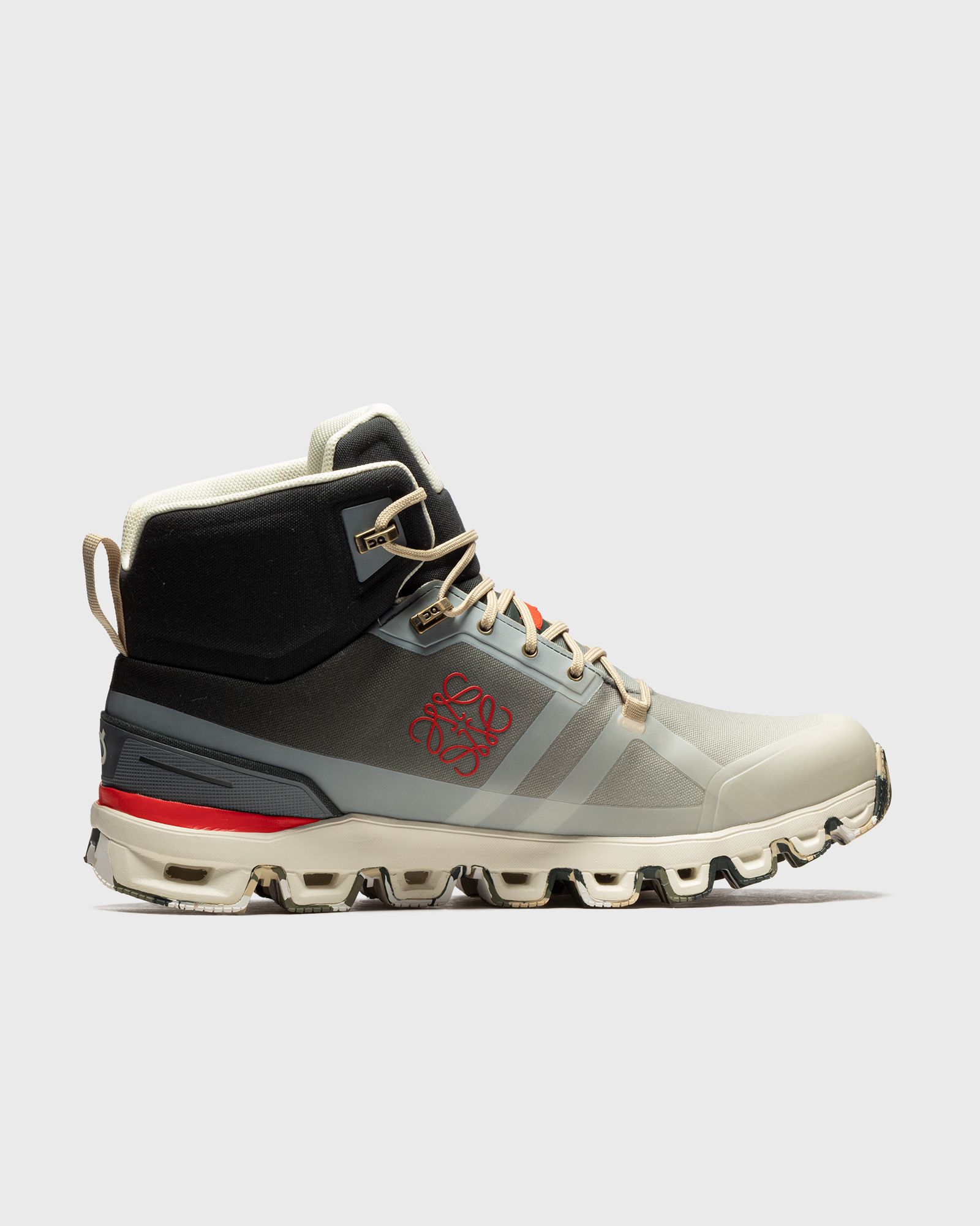 ON X LOEWE CLOUDROCK