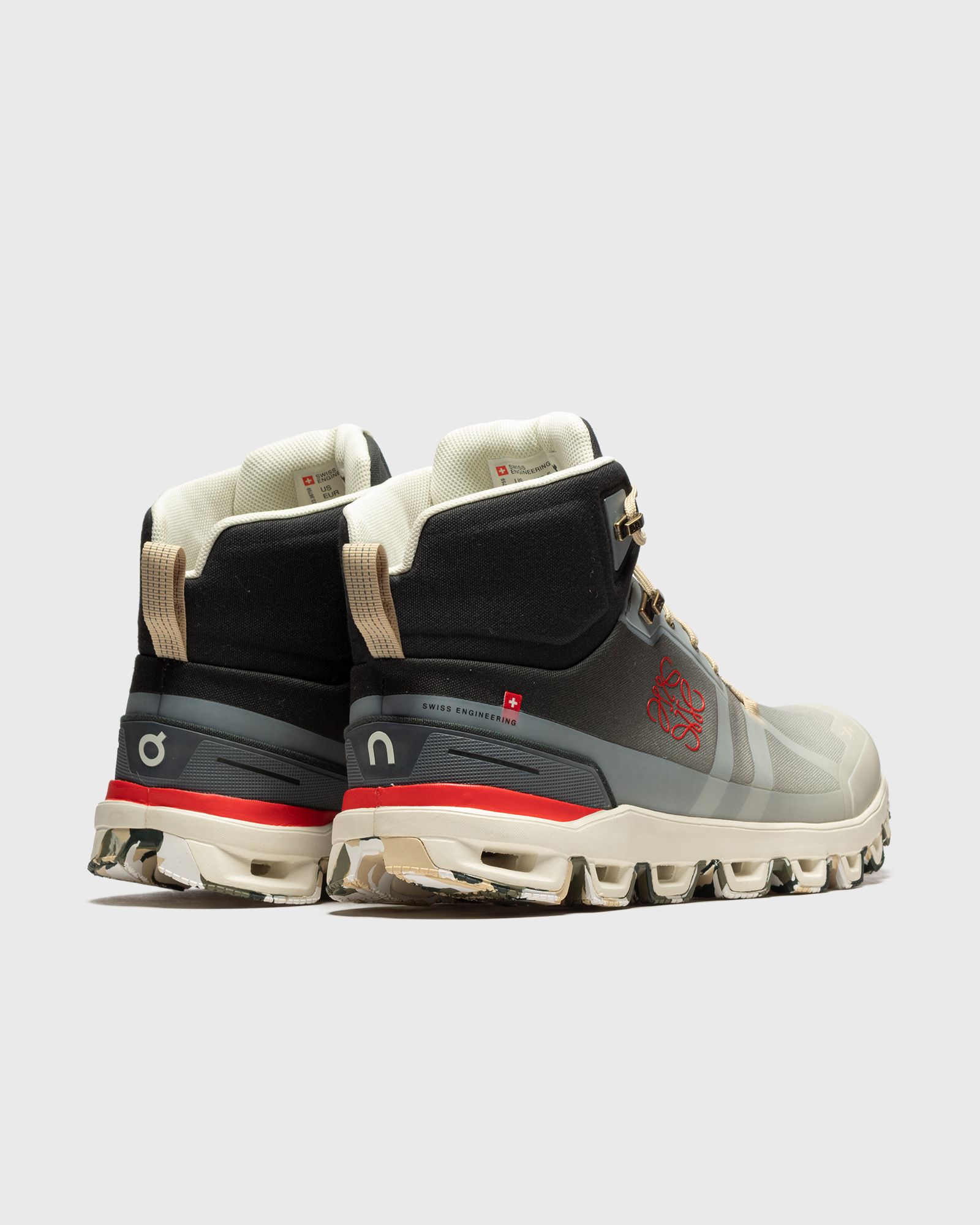 ON X LOEWE CLOUDROCK