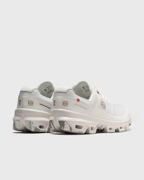 x LOEWE CLOUDVENTURE