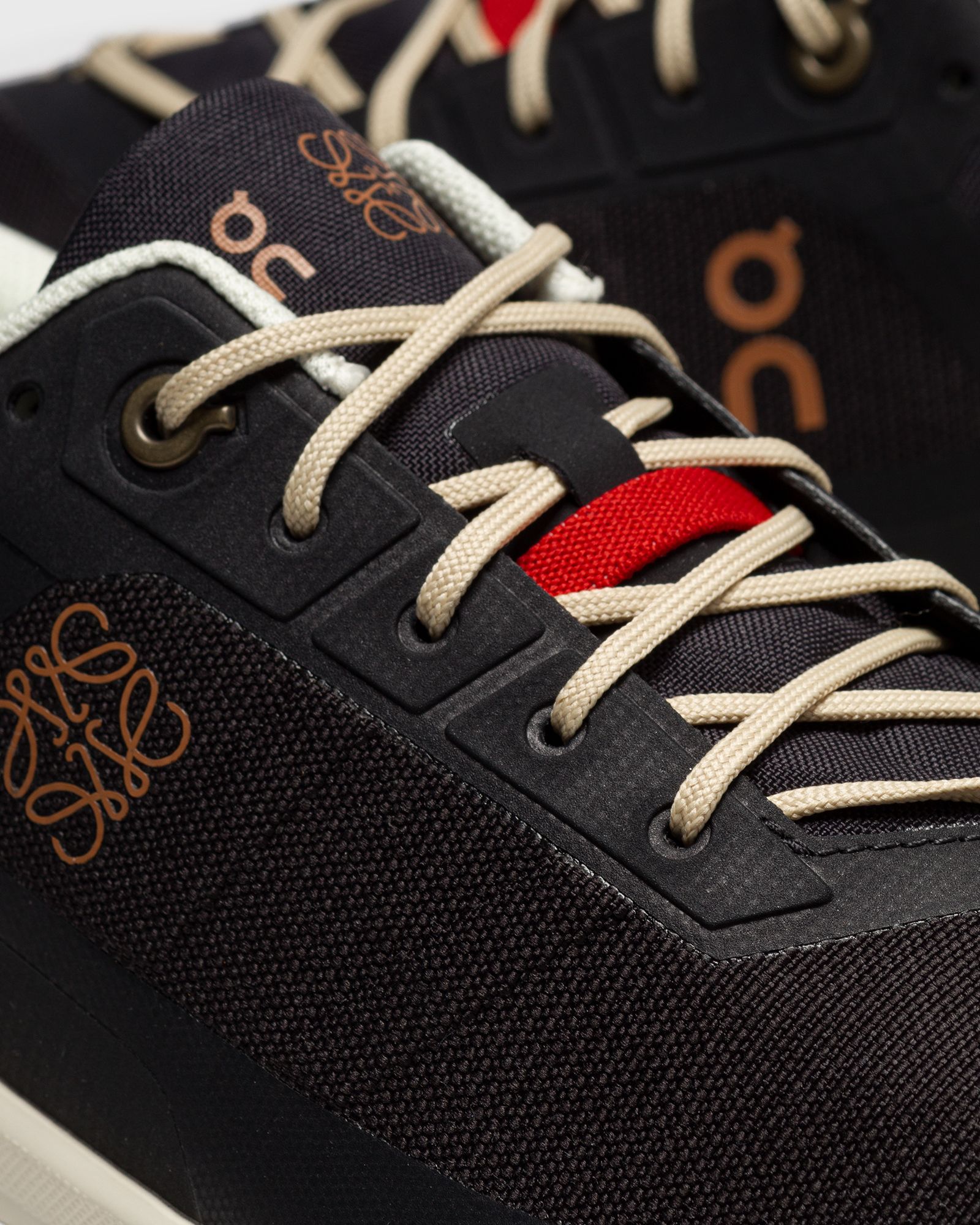 x LOEWE CLOUDVENTURE