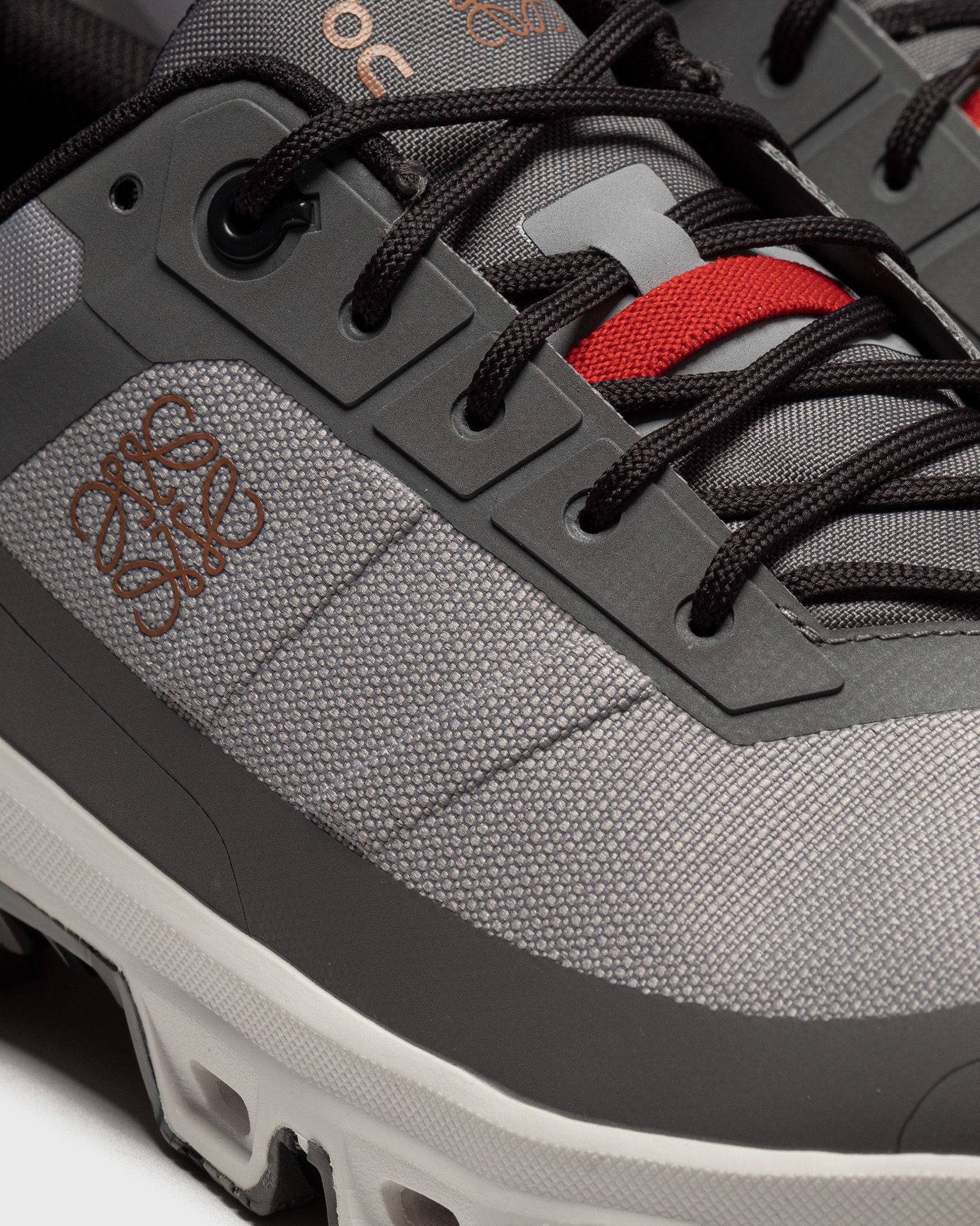 x LOEWE Cloudventure