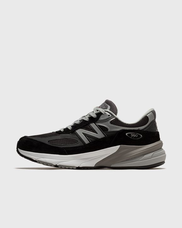 990