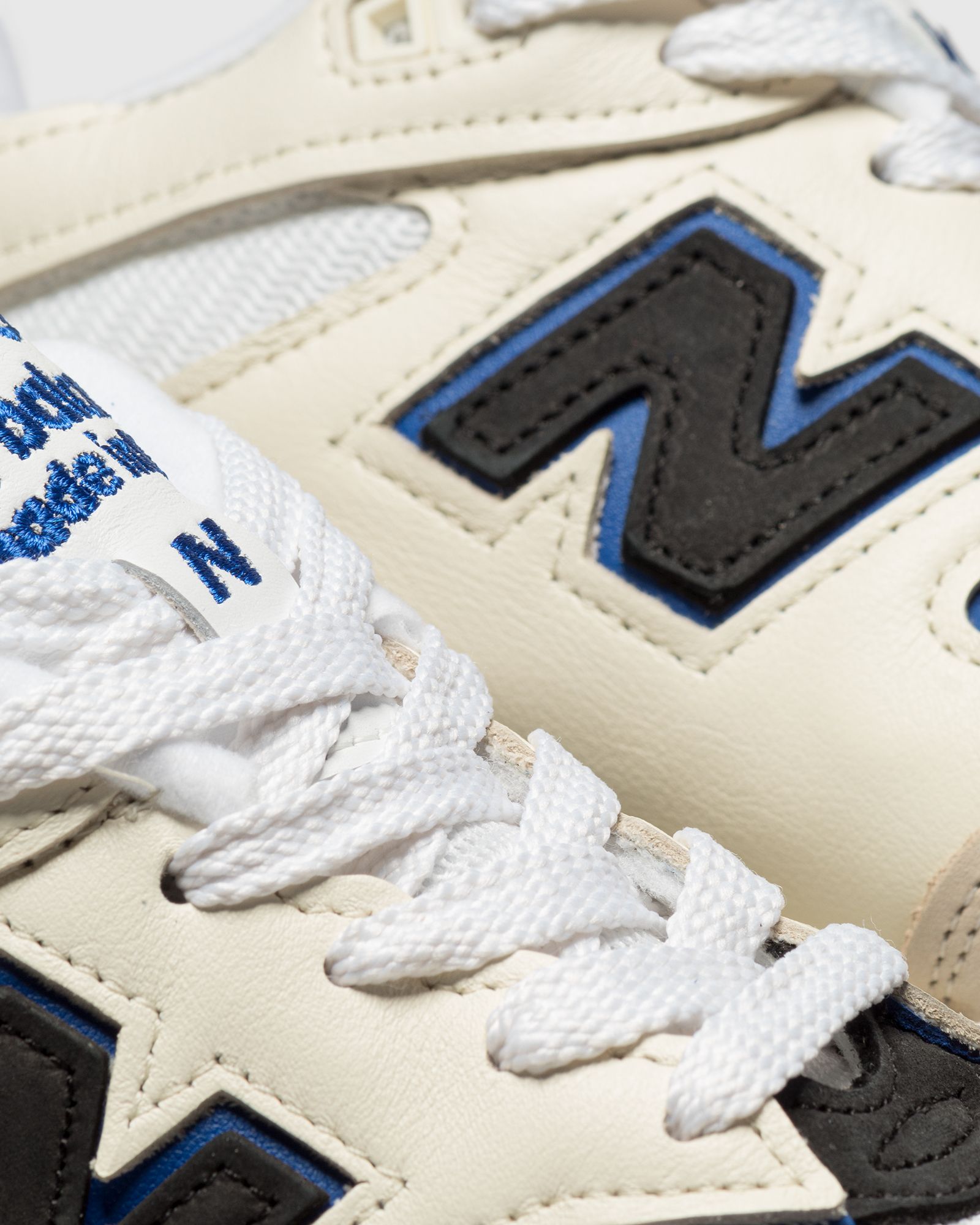 Made in USA 990v2 WB