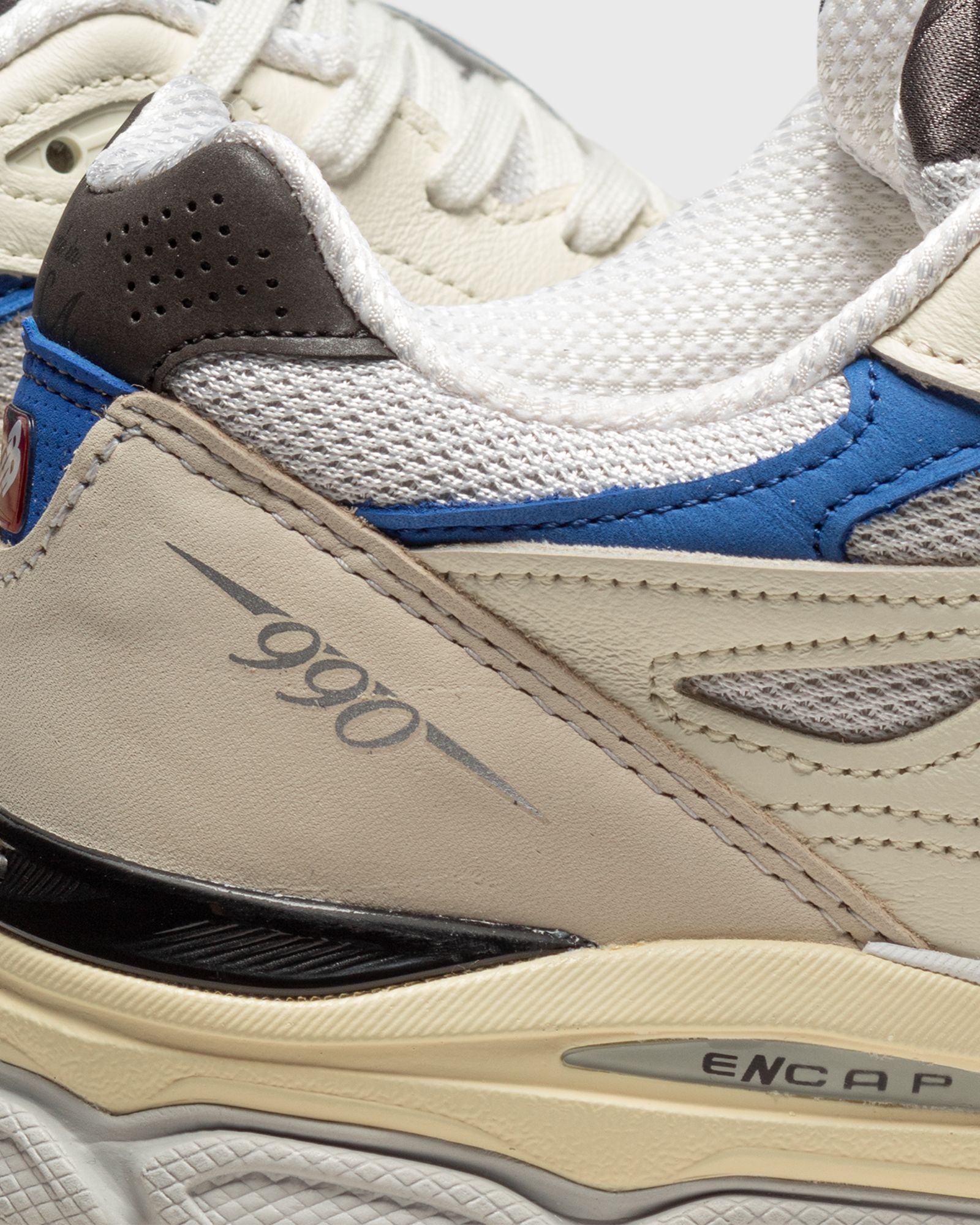 Made in USA 990v3 WB