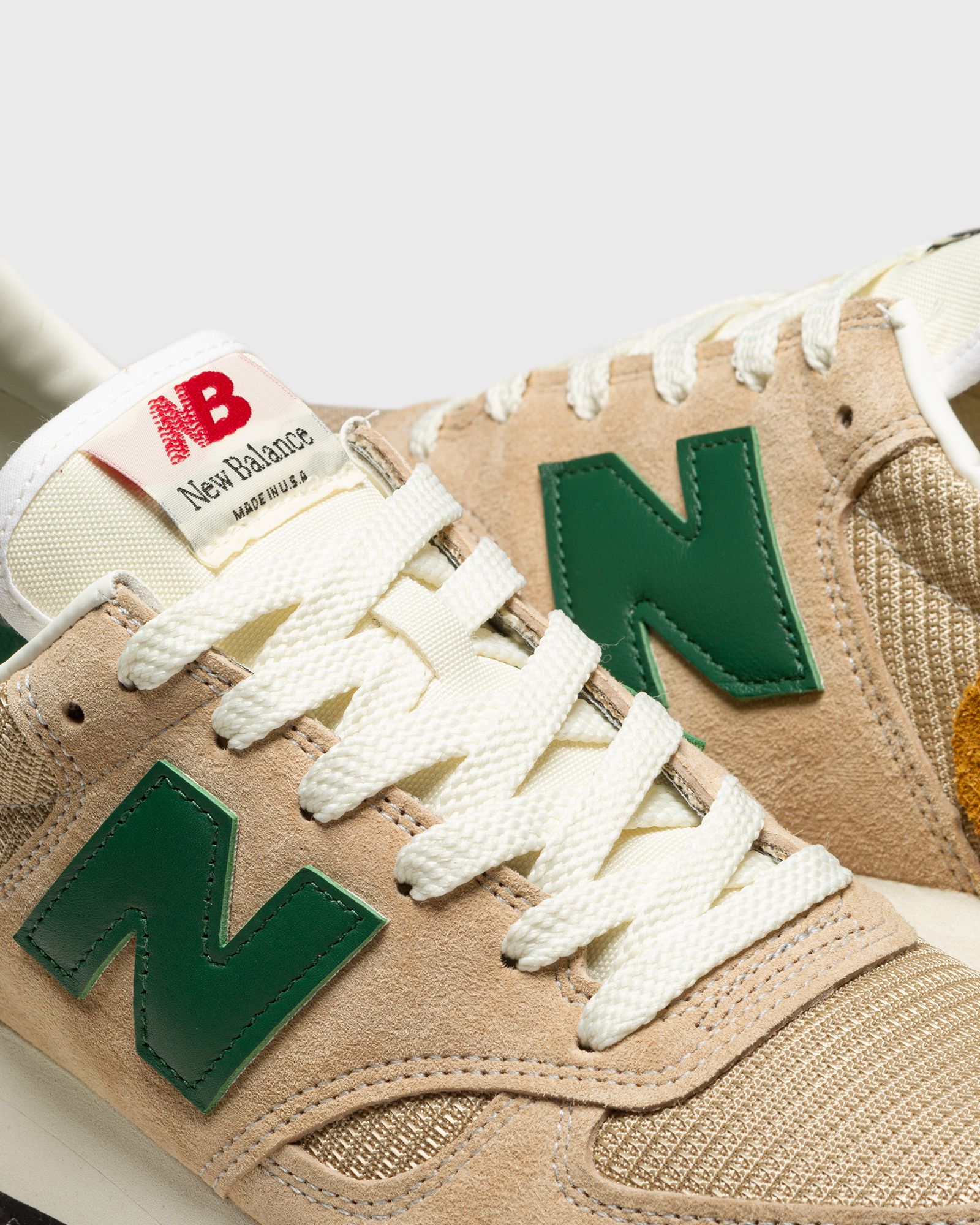 Made in USA 990v1 'Tan Green'