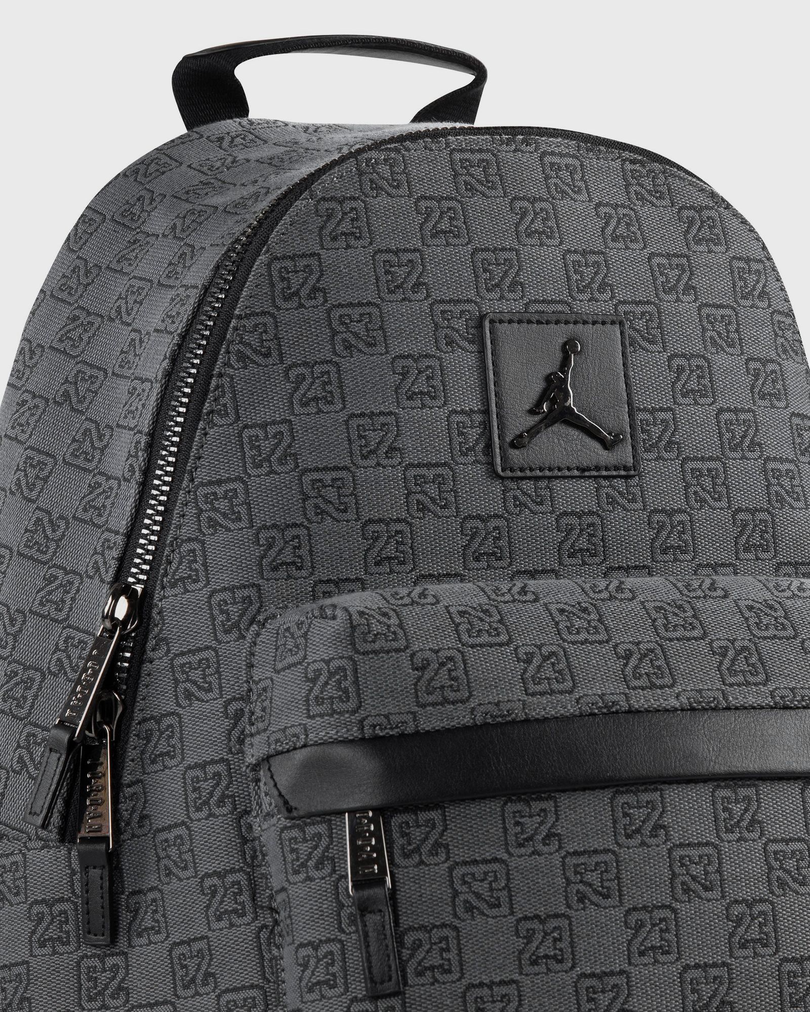 バッグ JORDAN MONOGRAM BUCK PACK darksmoke grey Jordan Monogram Backpack / Dark Smoke Grey | eBay