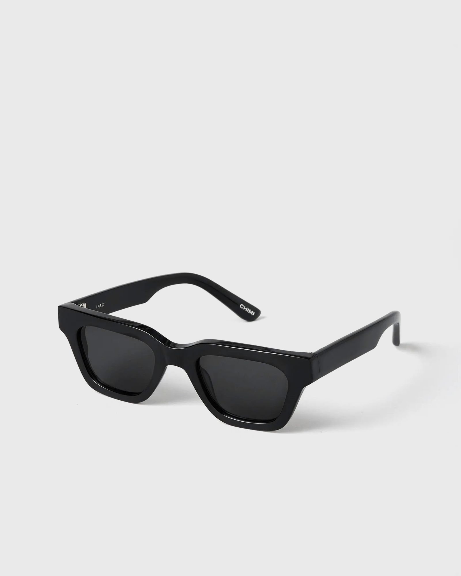 MANTA BLACK SUNGLASSES