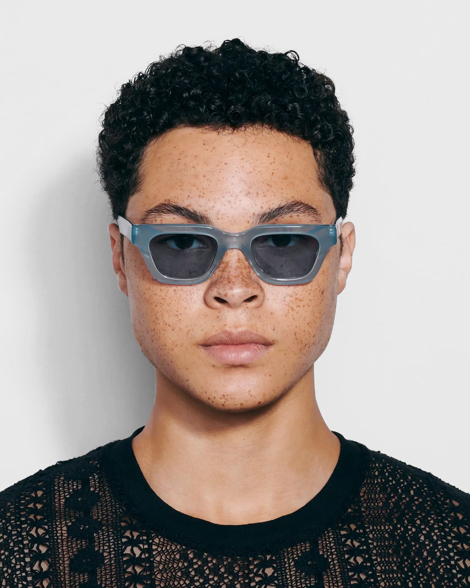 MANTA BLUE SUNGLASSES