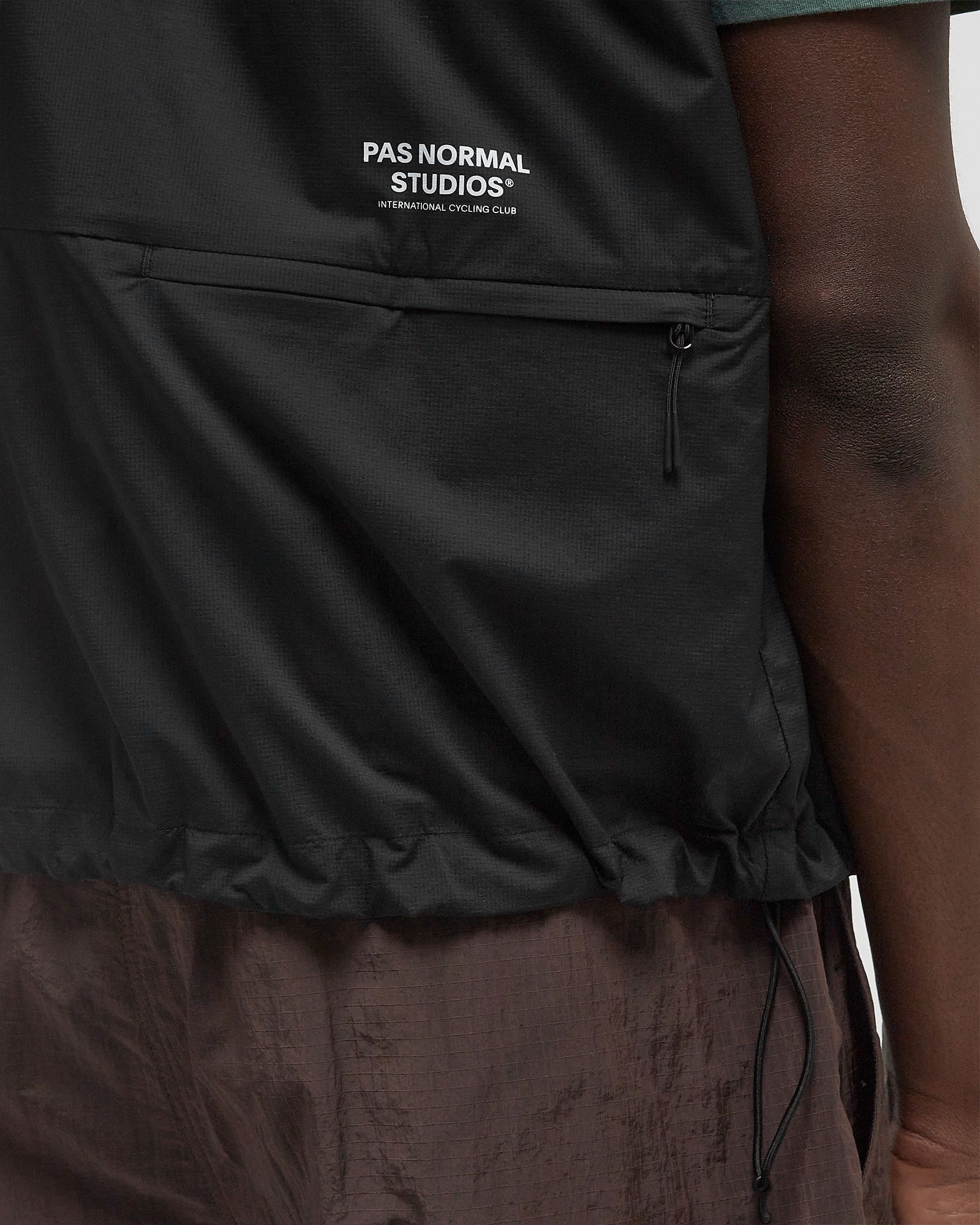 Off-Race Stow Away Gilet