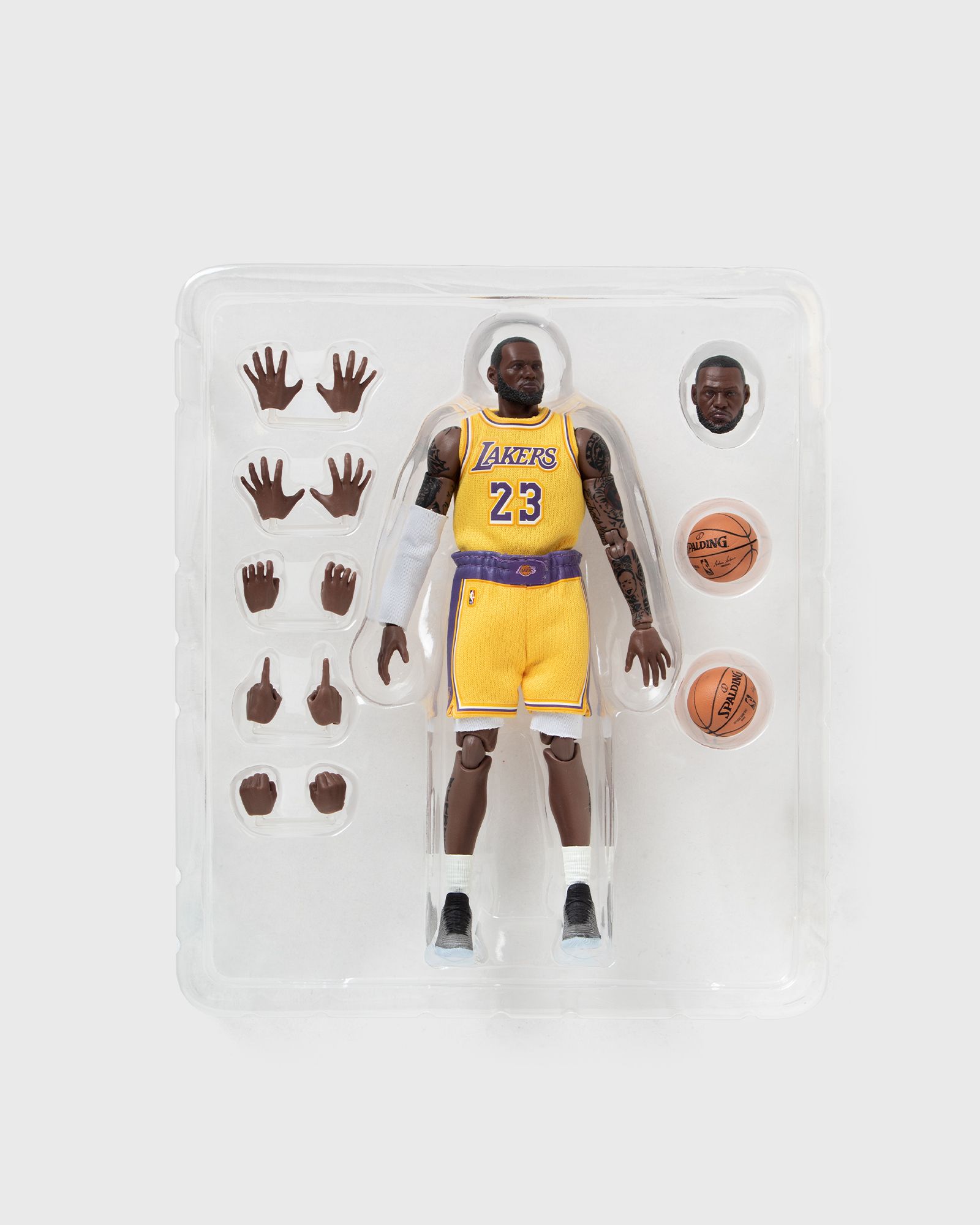 MAFEX LeBron James（Los Angeles Lakers s-l400.jpg