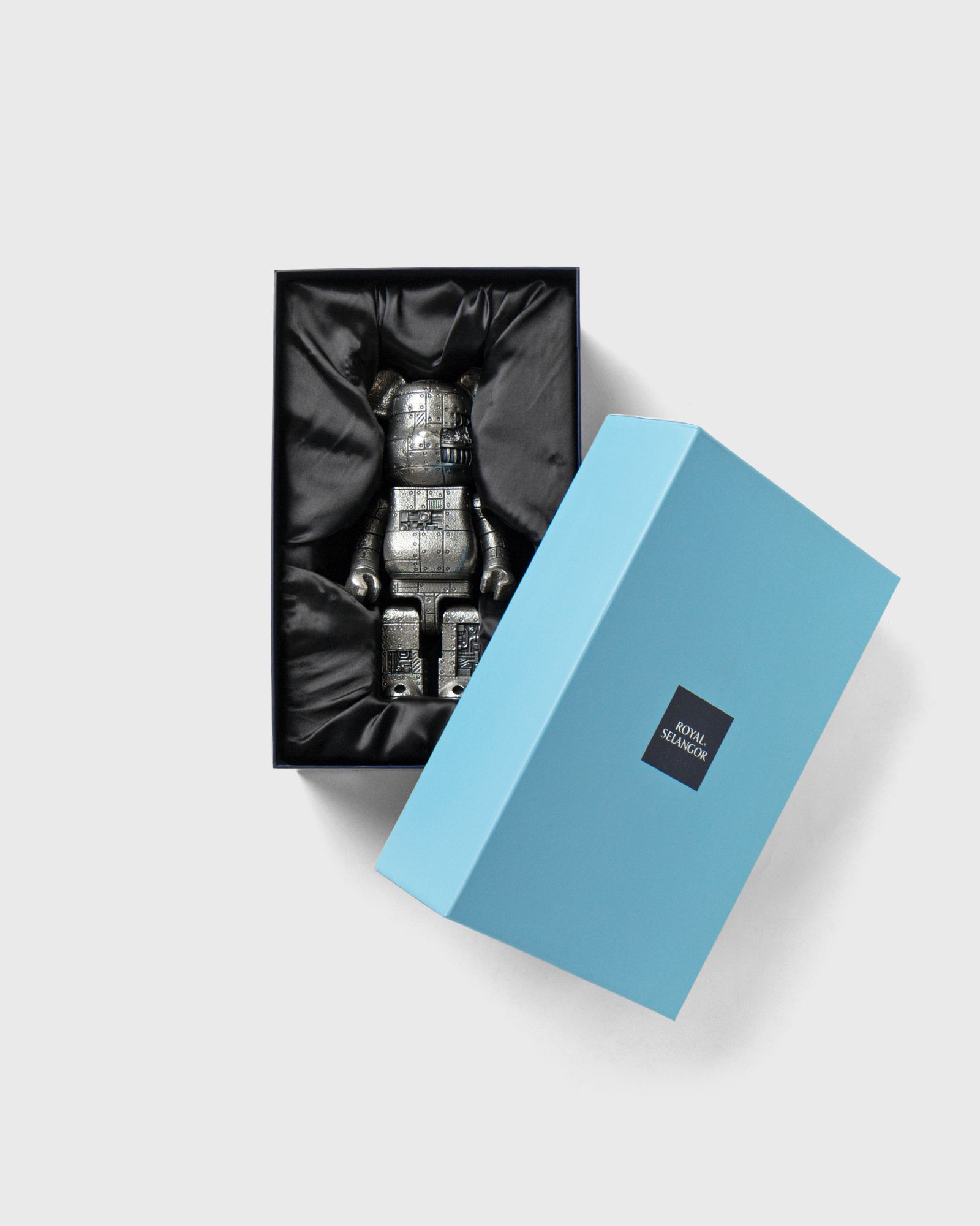 BEARBRICK 400% ROYAL SELANGOR STEAMPUNK IRON BRIGHT