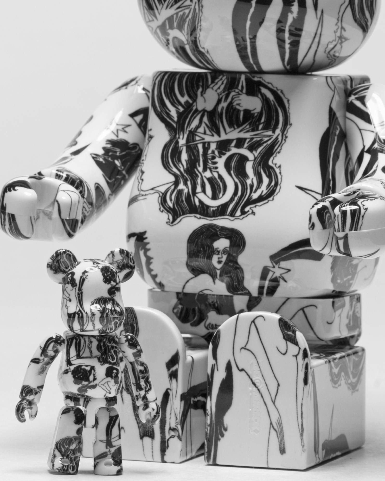 BEARBRICK 400% SAIKO OTAKE PLANET 2-PACK