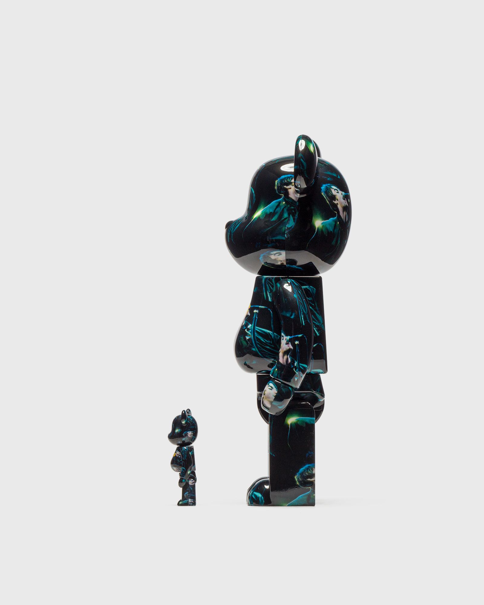 BEARBRICK 400% OASIS KNEBWORTH 1996 LIAM GALLAGHER 2-PACK