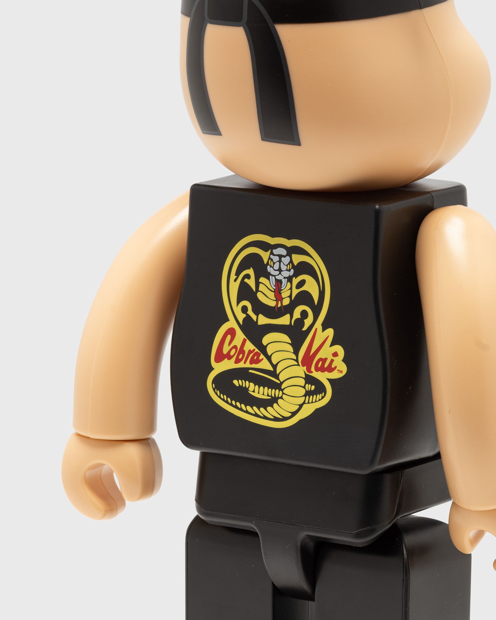BEARBRICK 400% COBRA KAI COBRA KAI