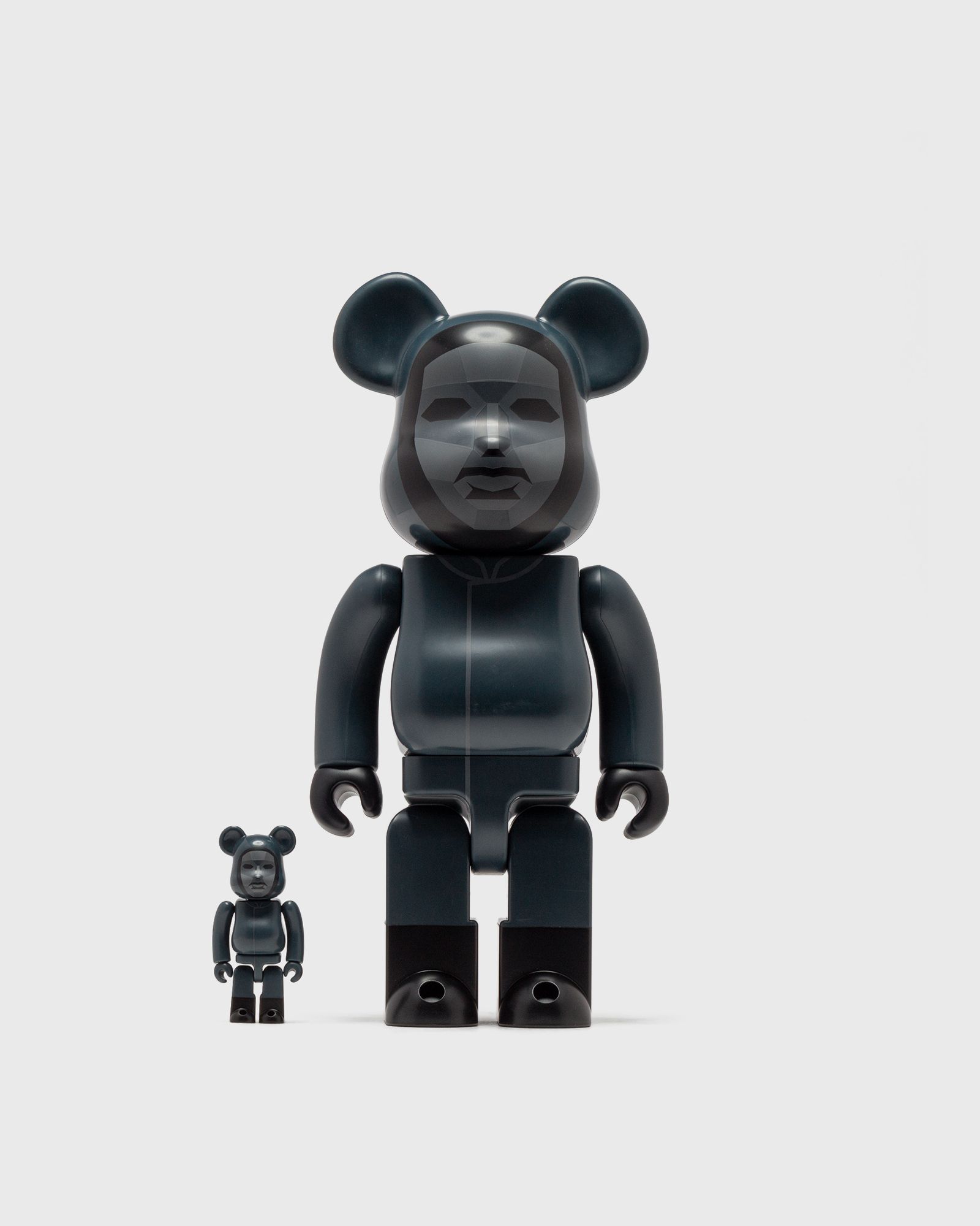 MEDICOM BEARBRICK 400% SQUID GAME FRONT MAN 2-PACK Black