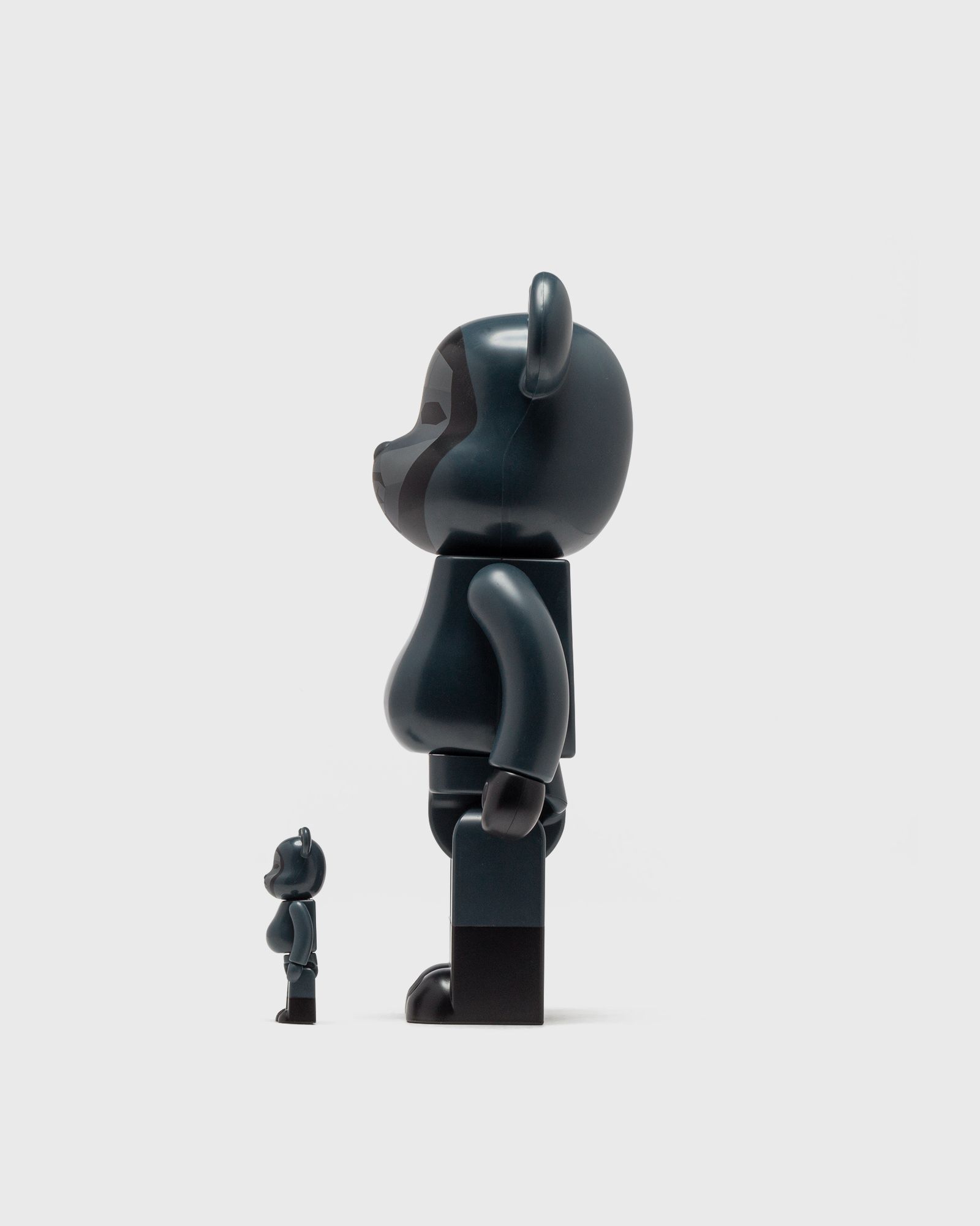 MEDICOM BEARBRICK 400% SQUID GAME FRONT MAN 2-PACK Black