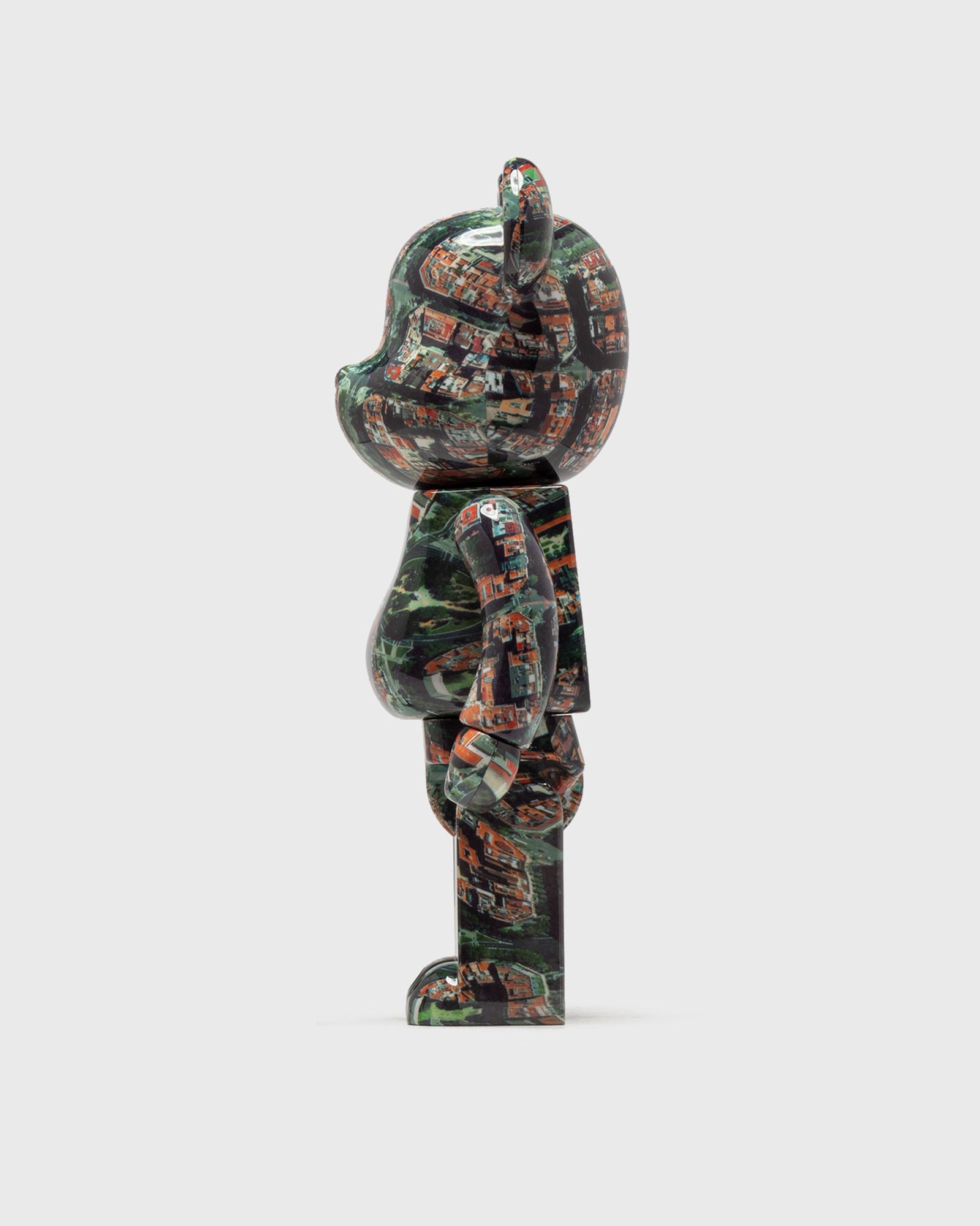 MEDICOM TOY - BE@RBRICK Benjamin Grant LISSE 1000％ e Be@rbrick Benjamin Grant Overview Lisse 100% and 400