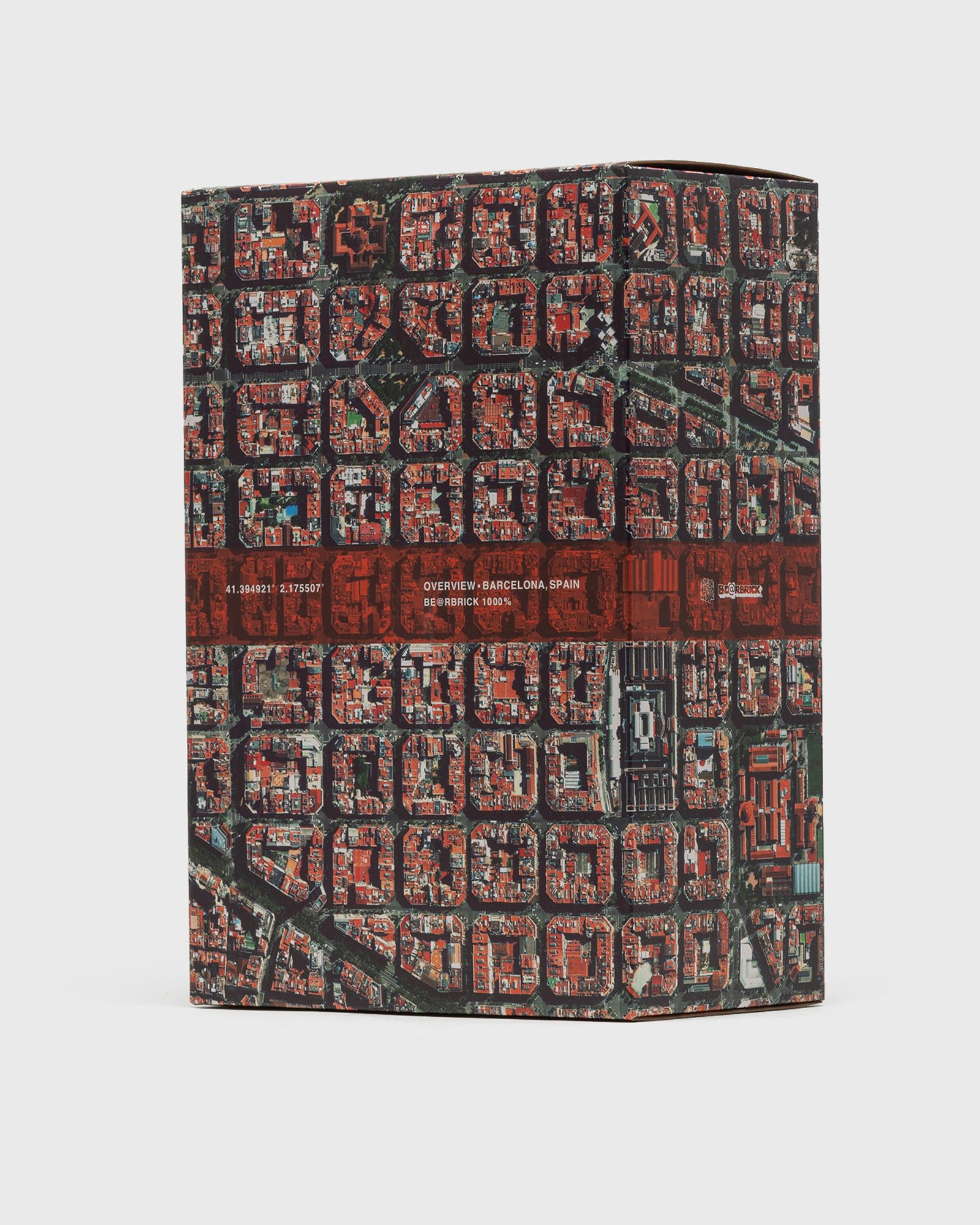 BEARBRICK 1000% BENJAMIN GRANT OVERVIEW BARCELONA