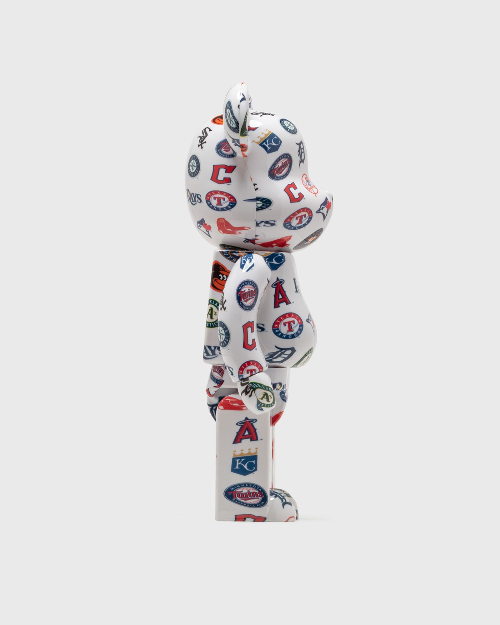 その他 MEDICOM TOY - BE@RBRICK MLB AMERICAN LEAGUE (TM) 1000% MEDICOM BEARBRICK 1000% MLB AMERICAN LEAGUE White | BSTN Store