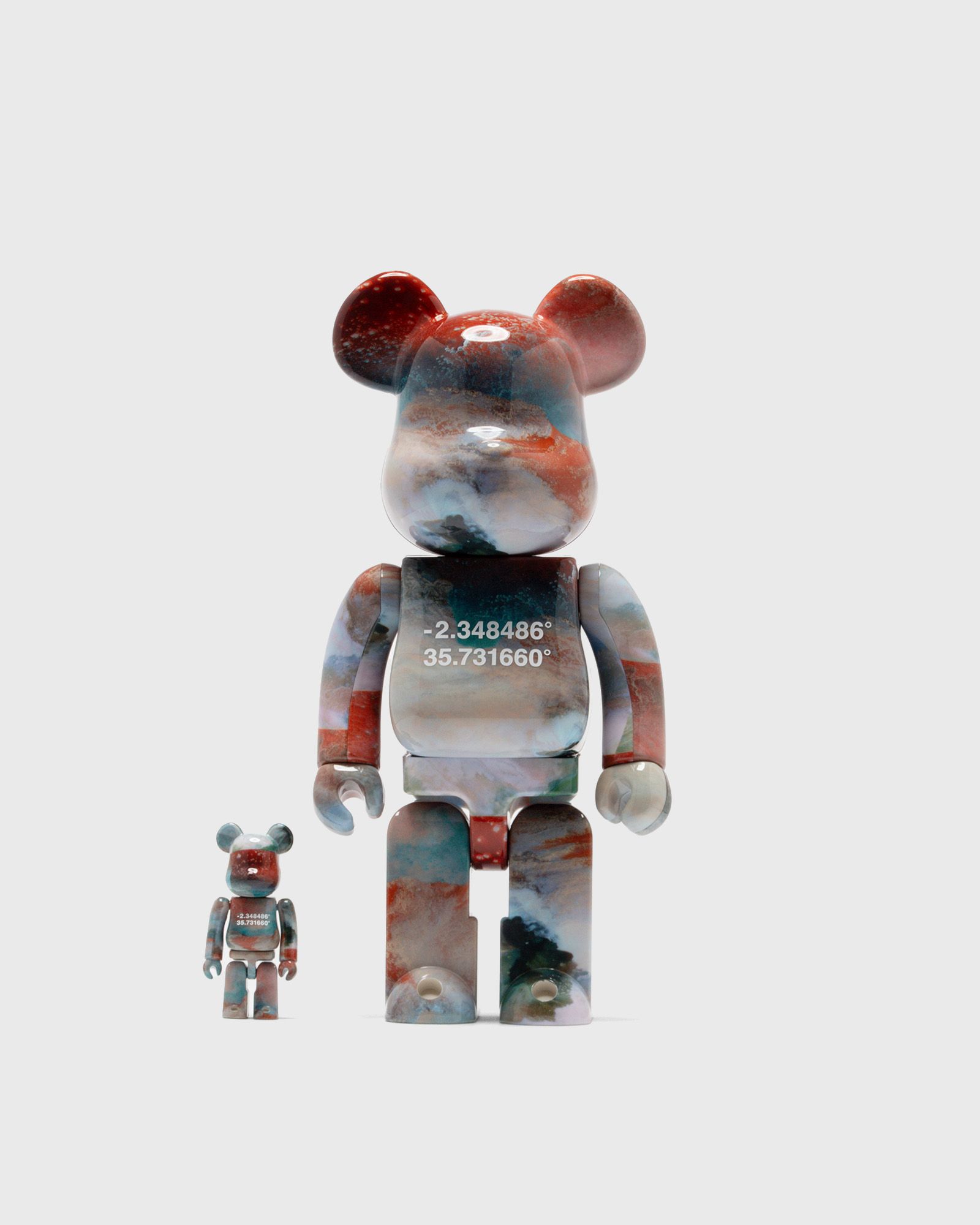 BEARBRICK 100% 400% BENJAMIN GRANT OVERVIEW LAKE NATRON
