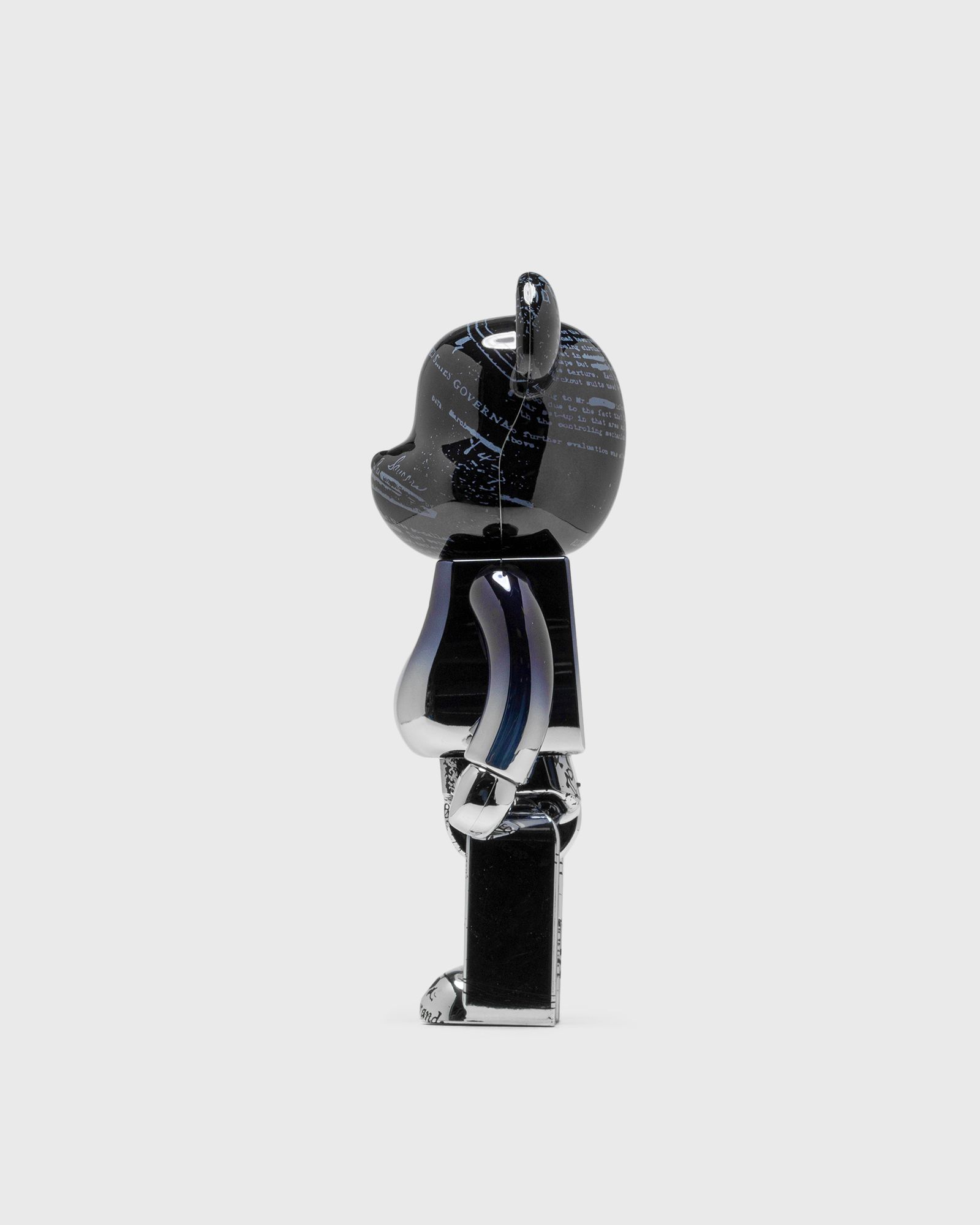 BEARBRICK 400% U.F.O. 2ND VERSION W/ LIGHT