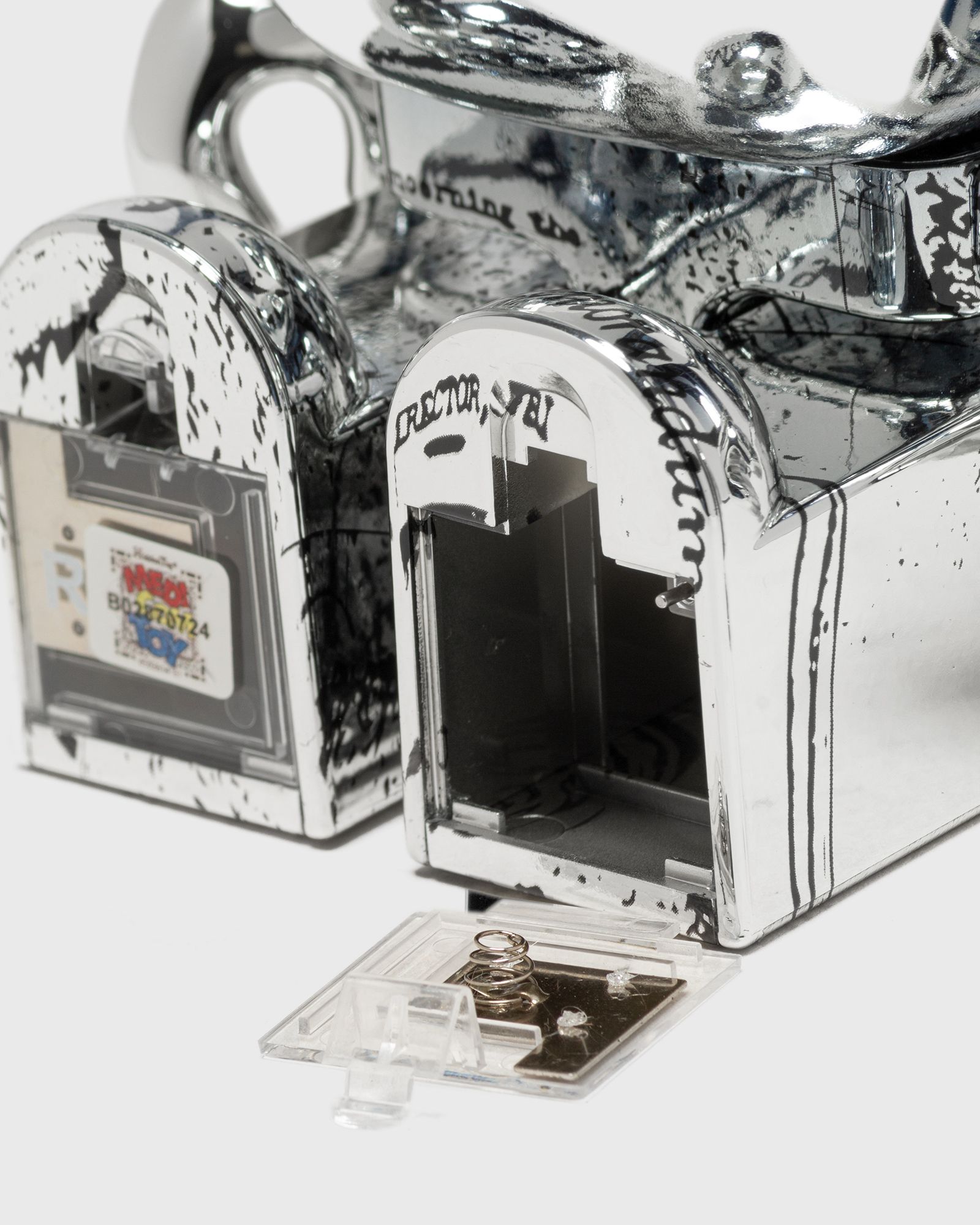 BEARBRICK 400% U.F.O. 2ND VERSION W/ LIGHT