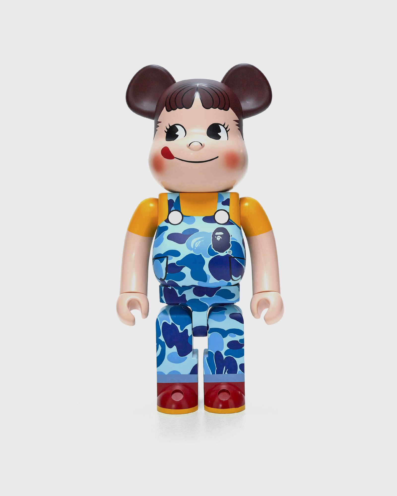 MEDICOM TOY - ぴょんきち MEDICOM BEARBRICK 1000% BAPE X PEKO-CHAN BLUE Multi | BSTN Store