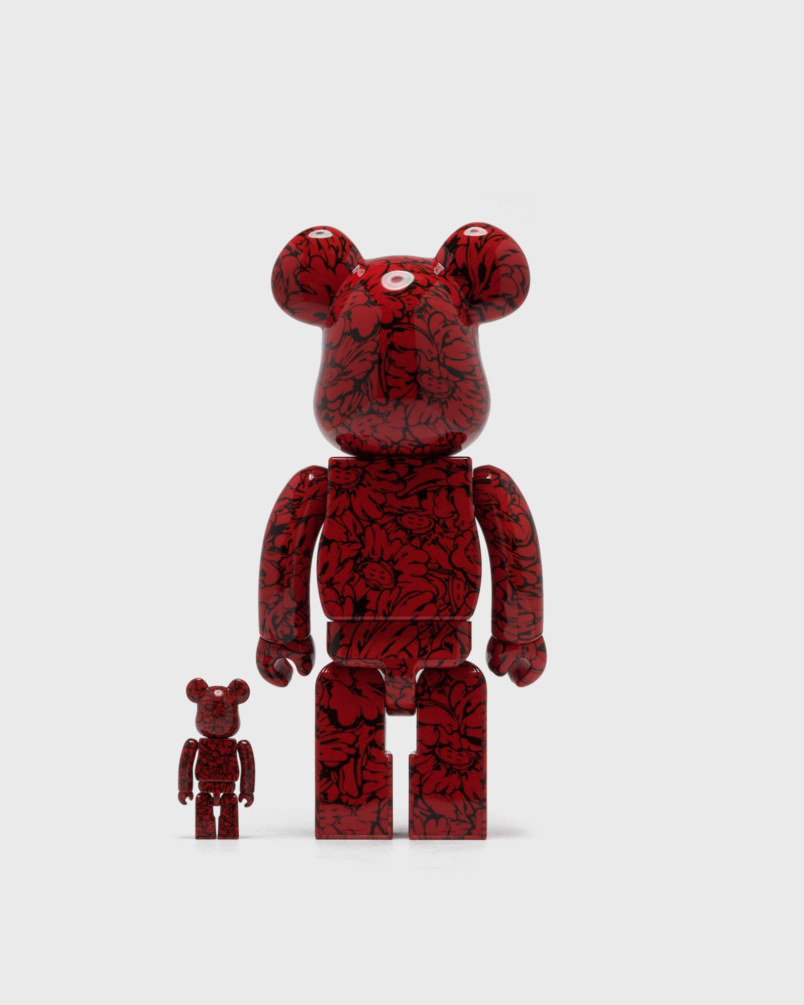 BEARBRICK 100% 400% SHUN SUDO MR. SCARLET