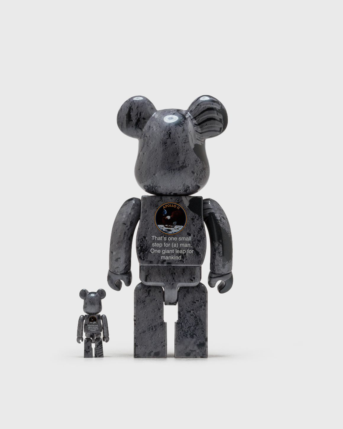 MEDICOM BEARBRICK 100% 400% MOON FOOTPRINTS Grey | BSTN Store MEDICOM BEARBRICK 100% 400% MOON FOOTPRINTS Grey | BSTN Store