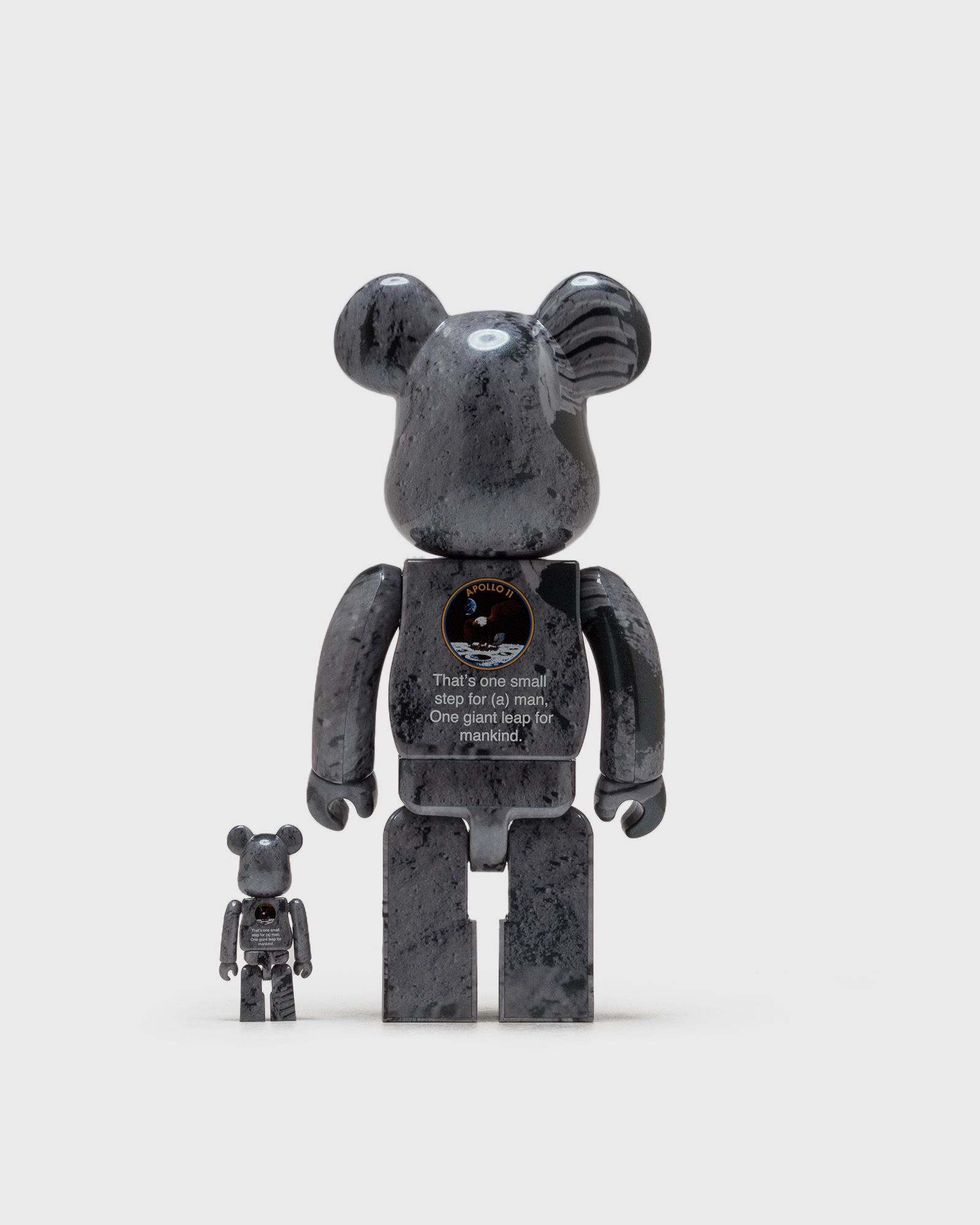 BEARBRICK 100% 400% MOON FOOTPRINTS