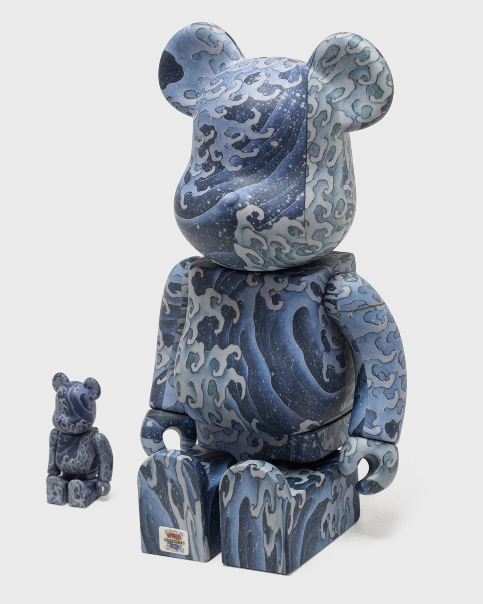 BEARBRICK 100% 400% KATSUSHIKA HOKUSAI ANGRY WAVES ONAMI