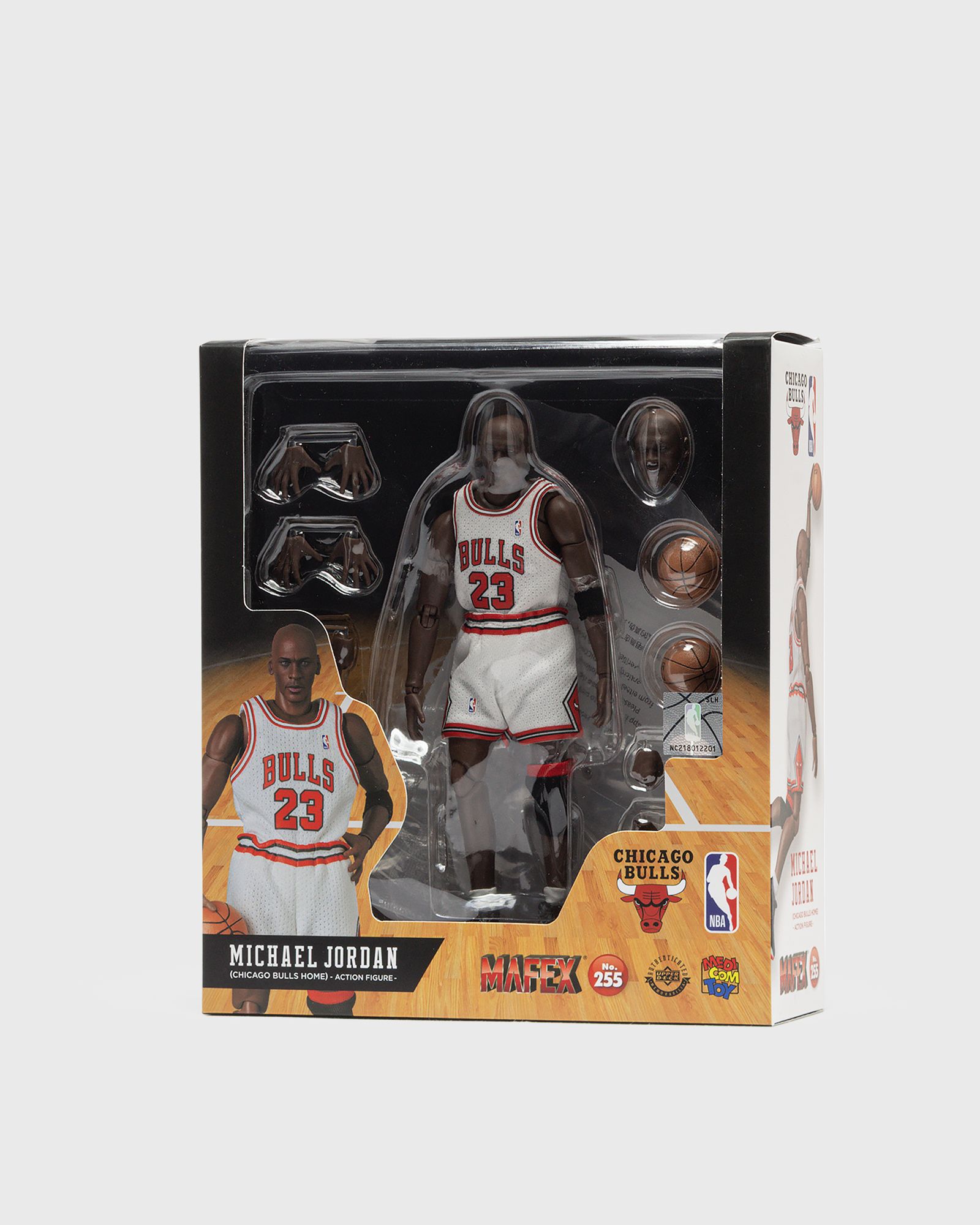 MAFEX MICHAEL JORDAN CHICAGO BULLS HOME