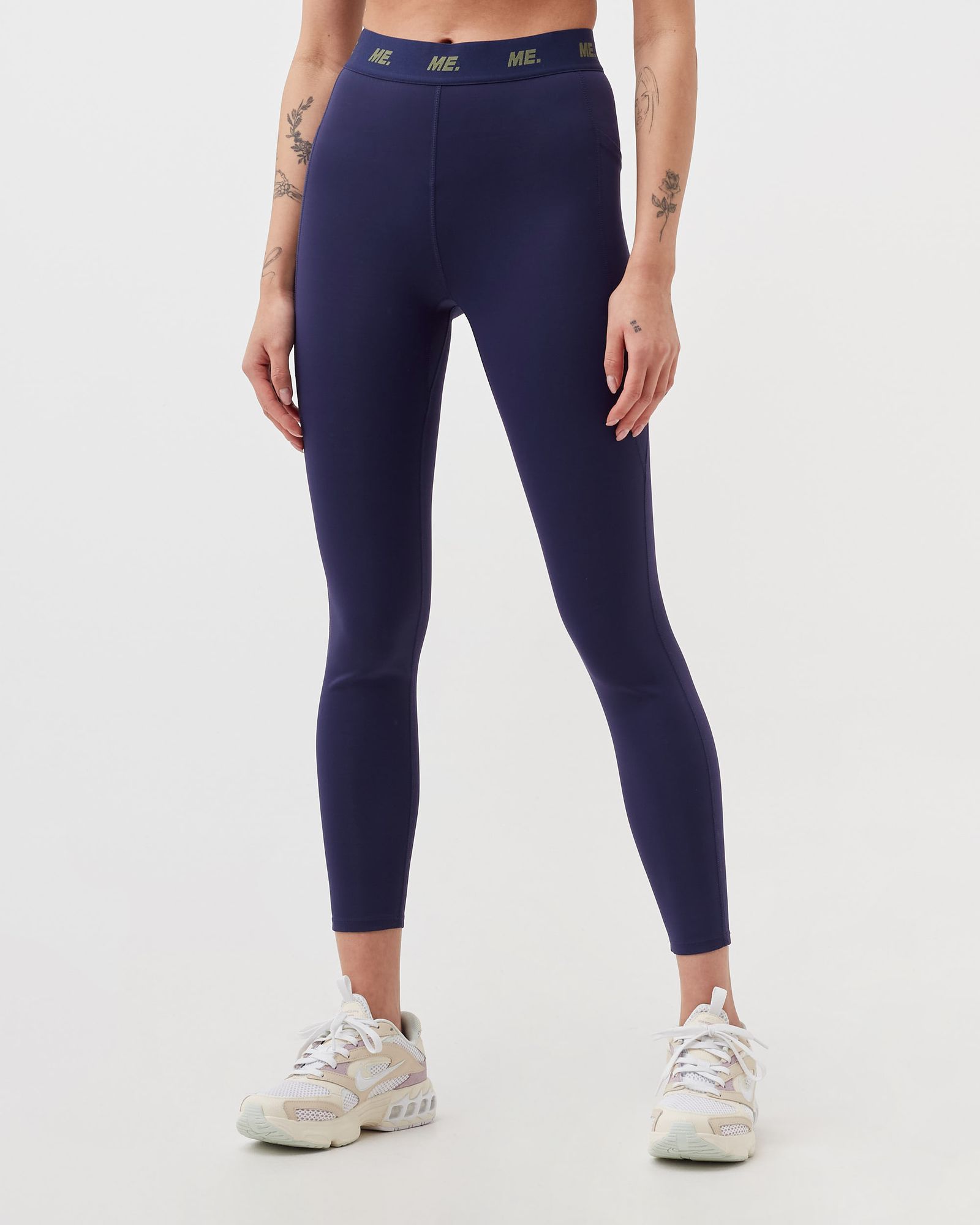 WMNS Core Legging