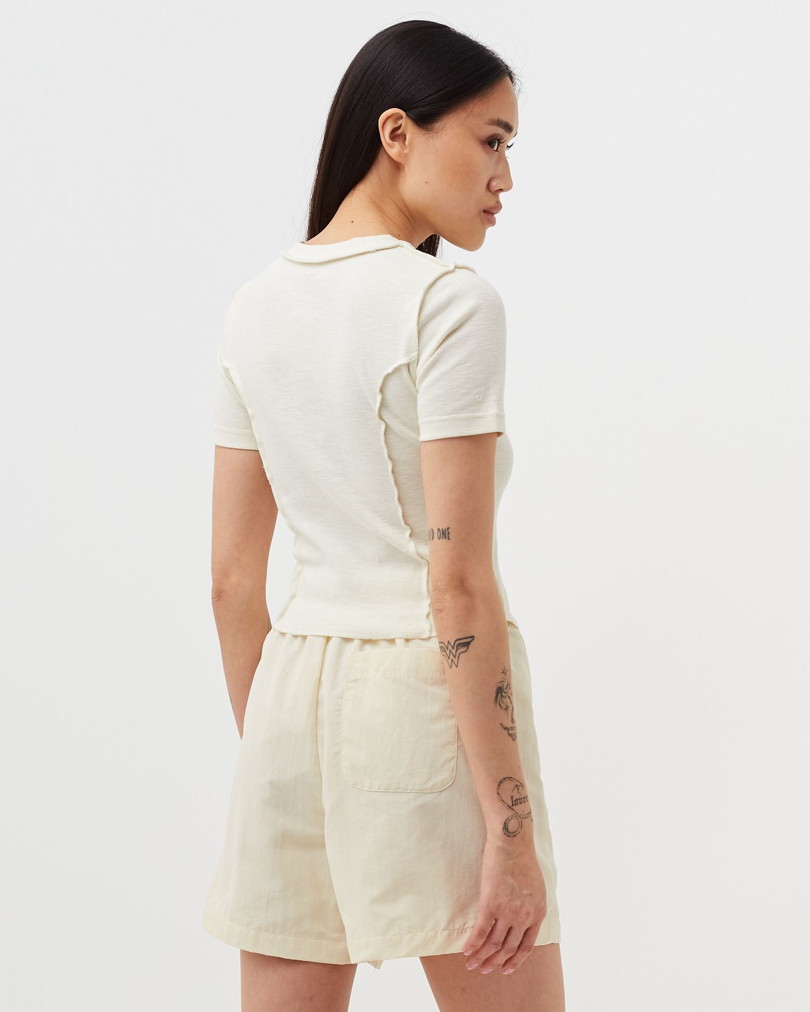 JUICY REVERSE SEAM BABY TEE