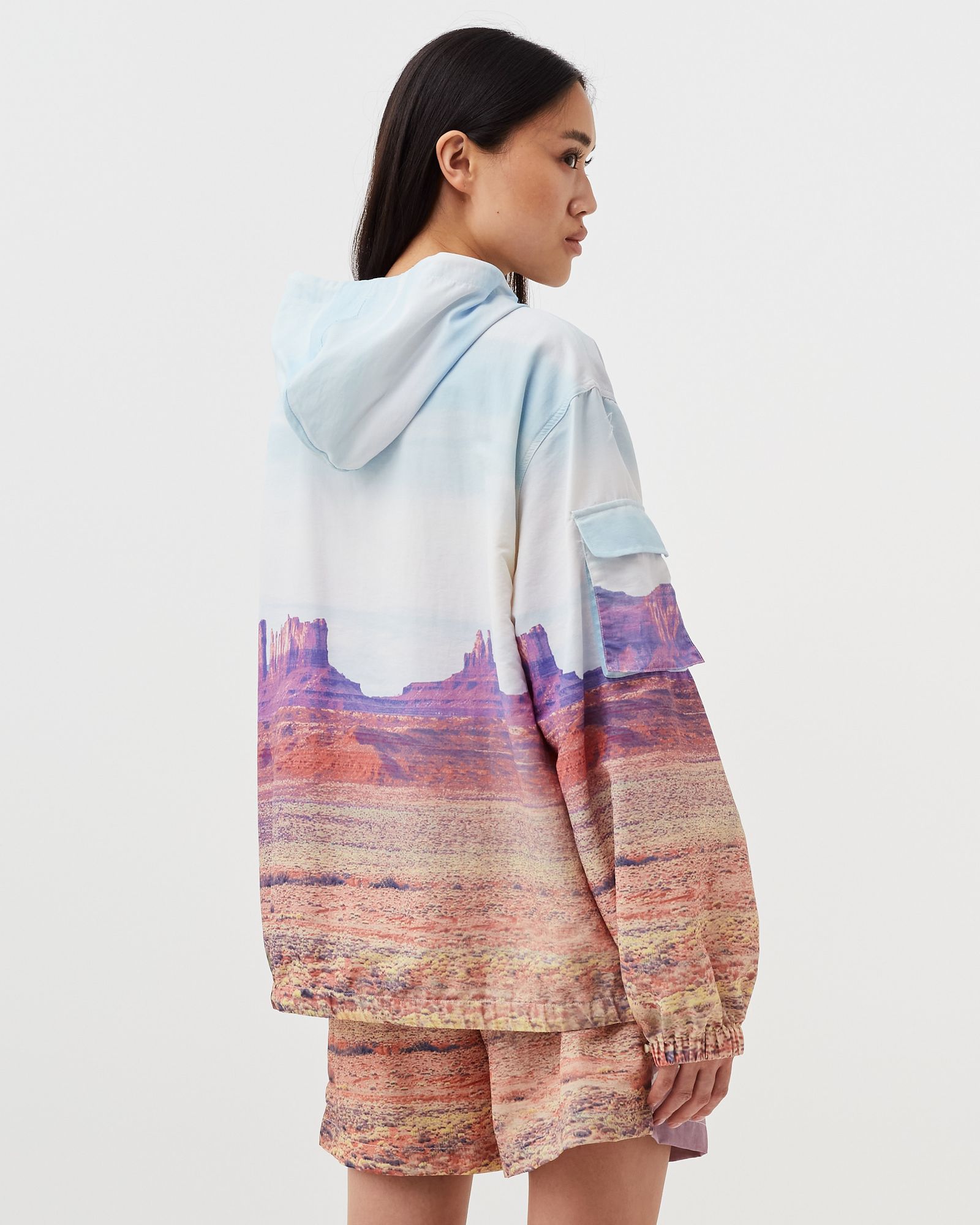 YOU ARE HERE NYLON PULLOVER