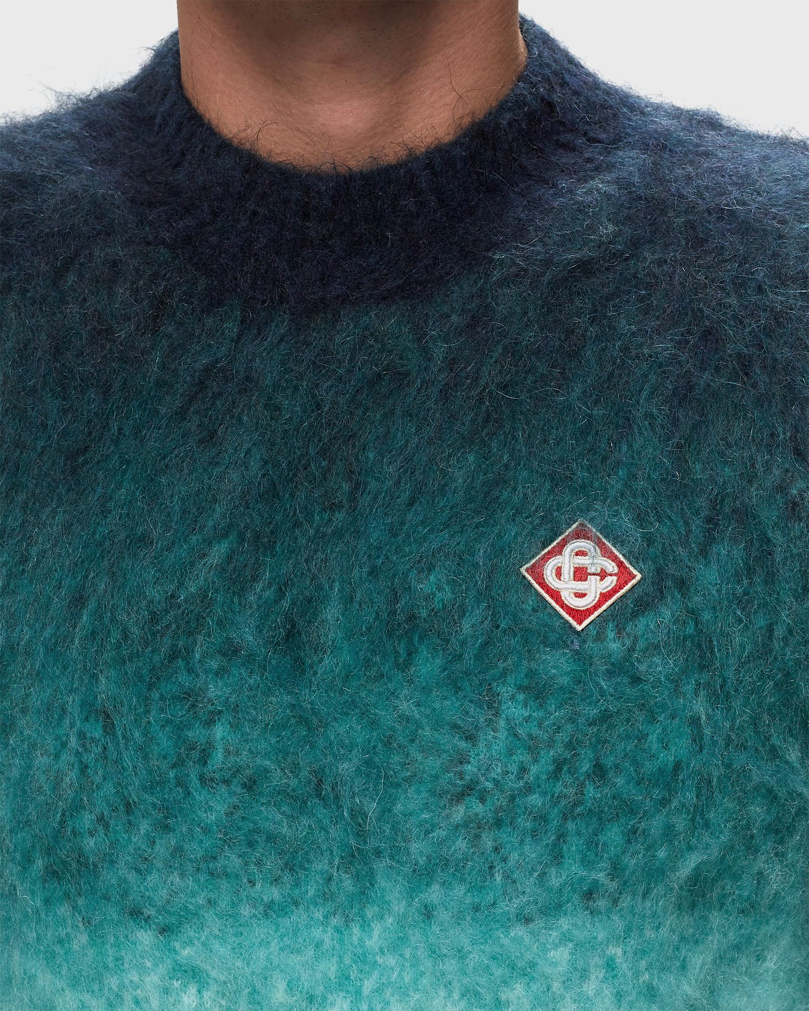 GRADIENT MOHAIR CREW