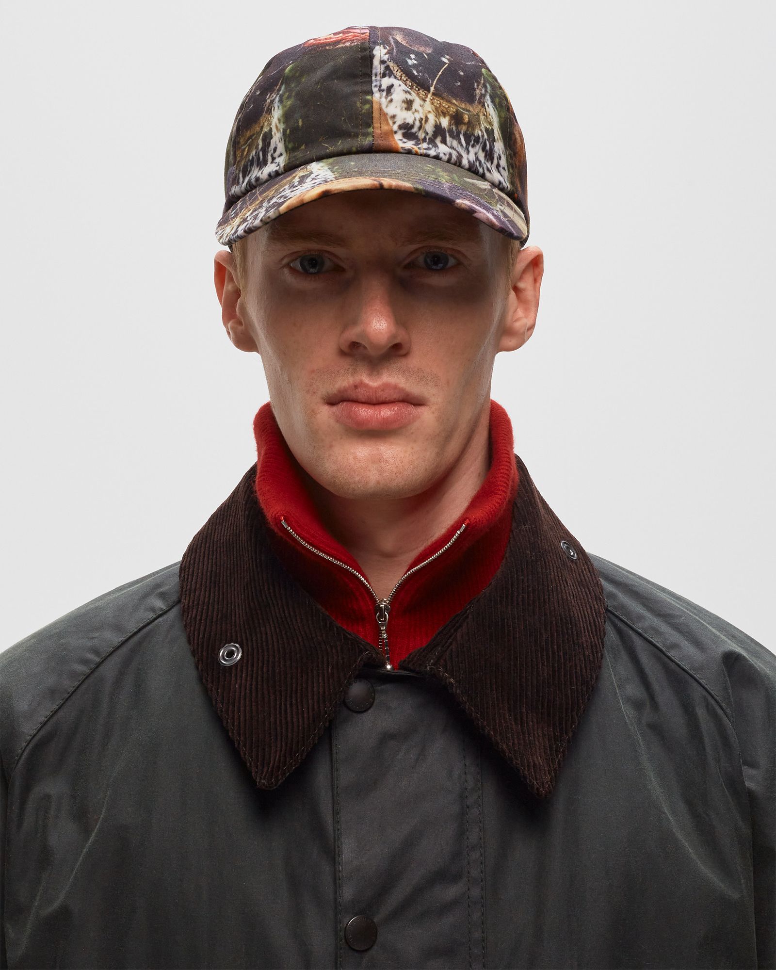 Barbour
ダークグレー ロングレインコート Barbour Barbour X BSTN Brand Sport Cap Printed Multi | BSTN