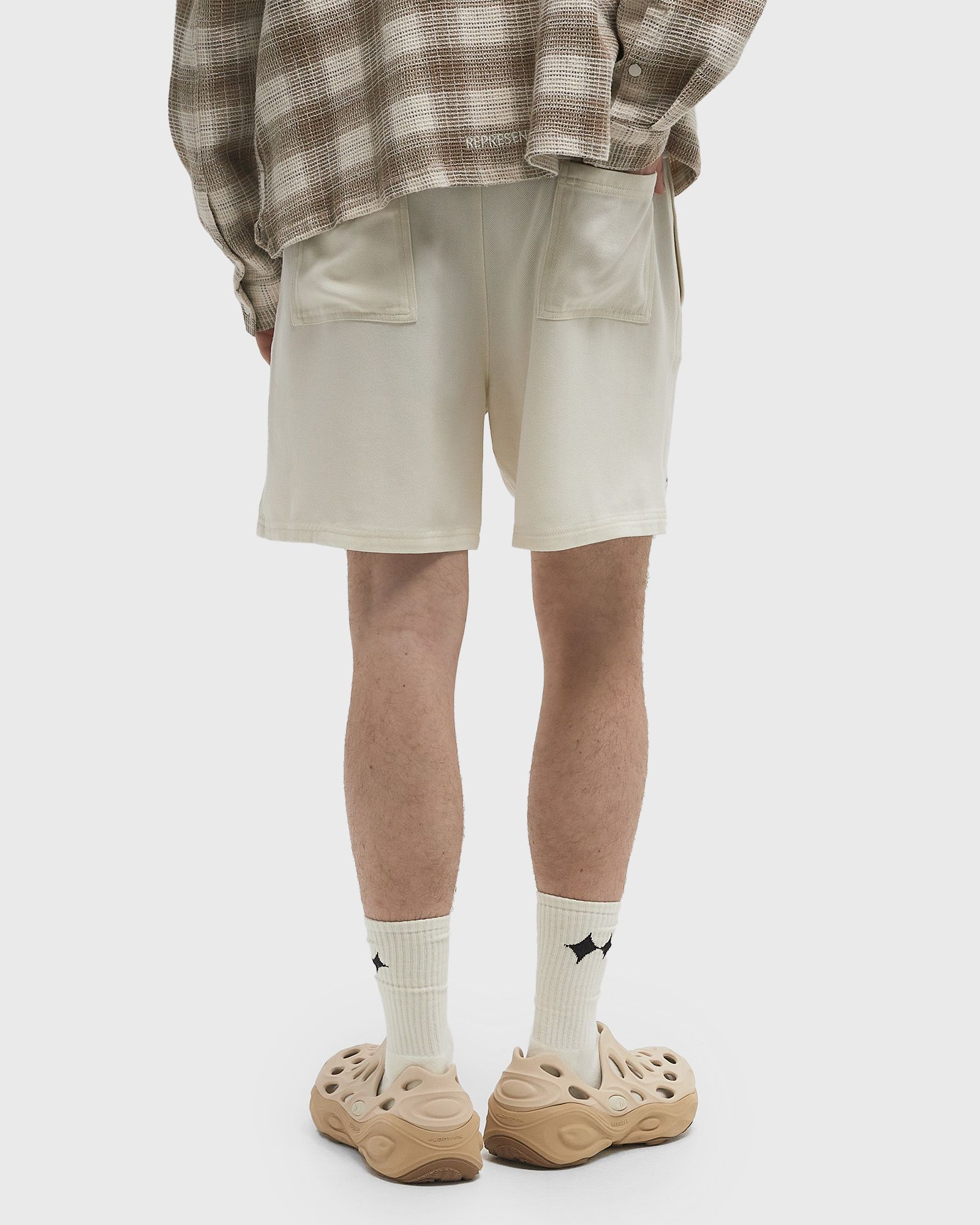 REPRESENT CREST SHORT