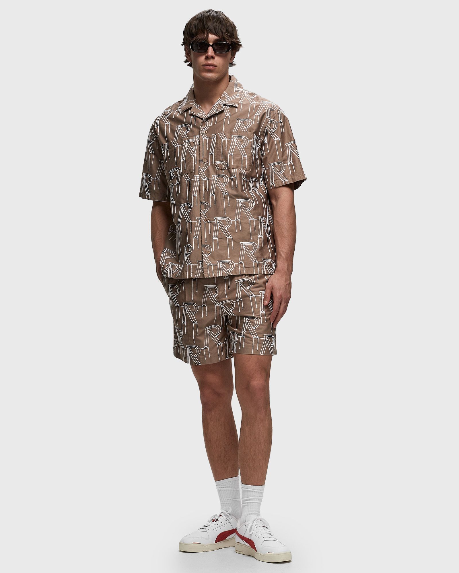 EMBRODIERED INITIAL TAILORED SHORT