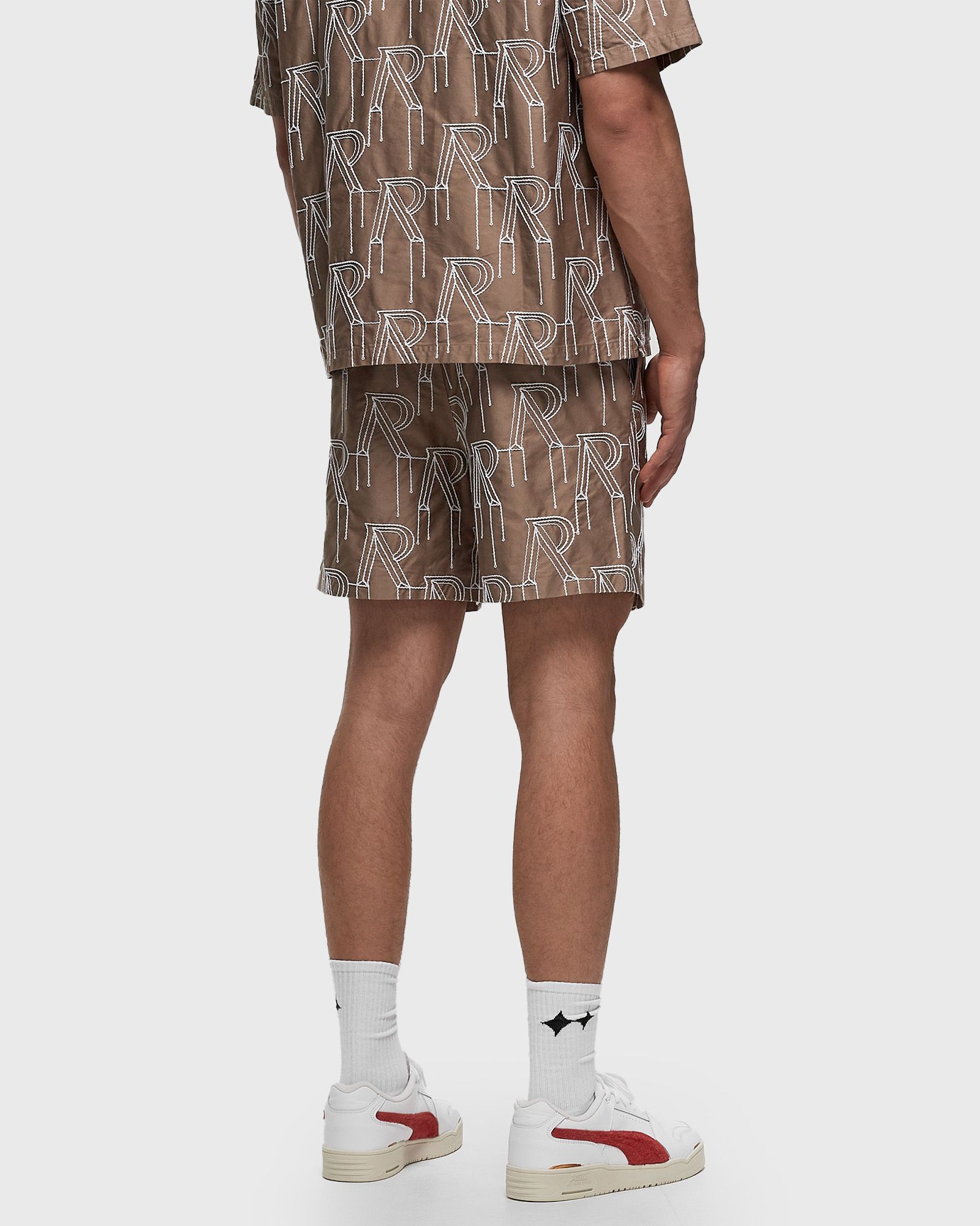 EMBRODIERED INITIAL TAILORED SHORT