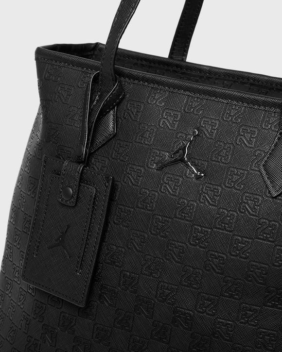 バッグ 17L JORDAN BRAND MONOGRAM TOTE BLACK JORDAN BRAND MONOGRAM TOTE BLACK（ジョーダン ブランド