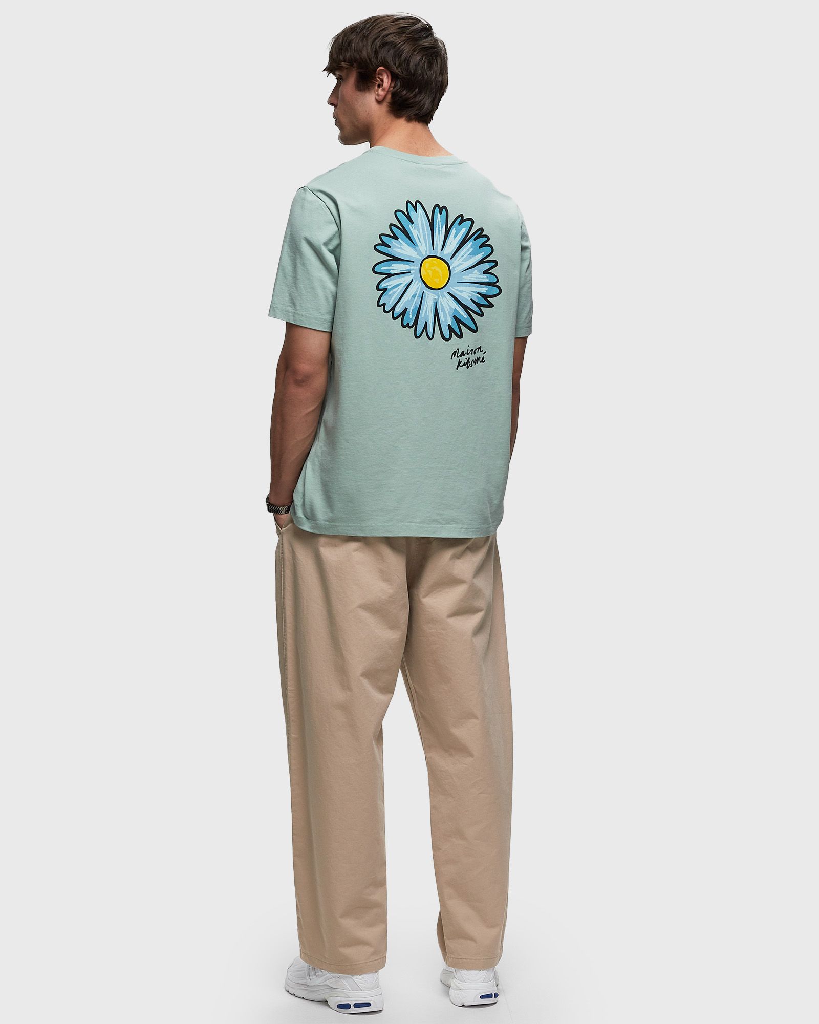 FLOATING FLOWER COMFORT TEE-SHIRT